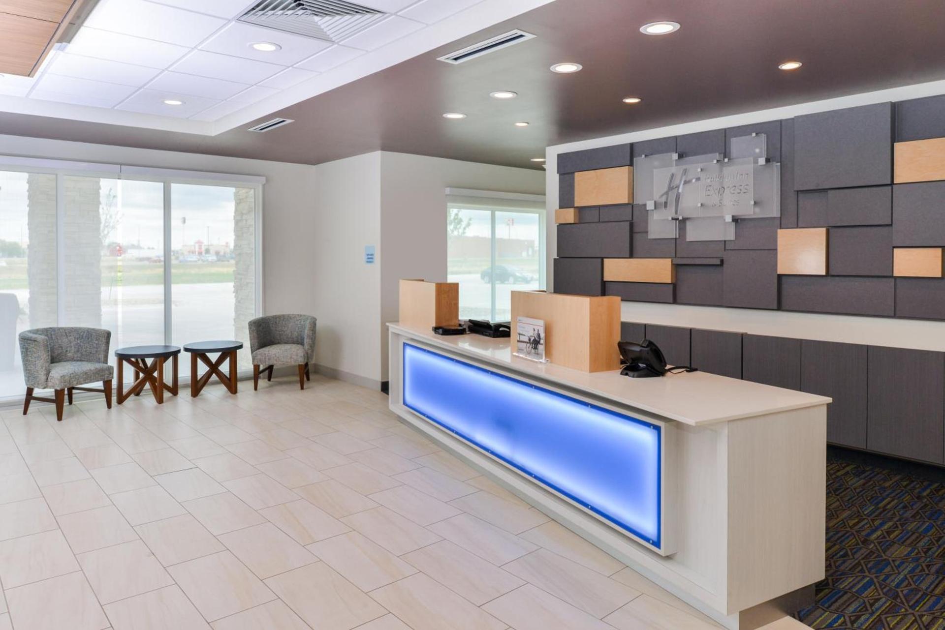 Holiday Inn Express & Suites - Ogallala by IHG photo 16