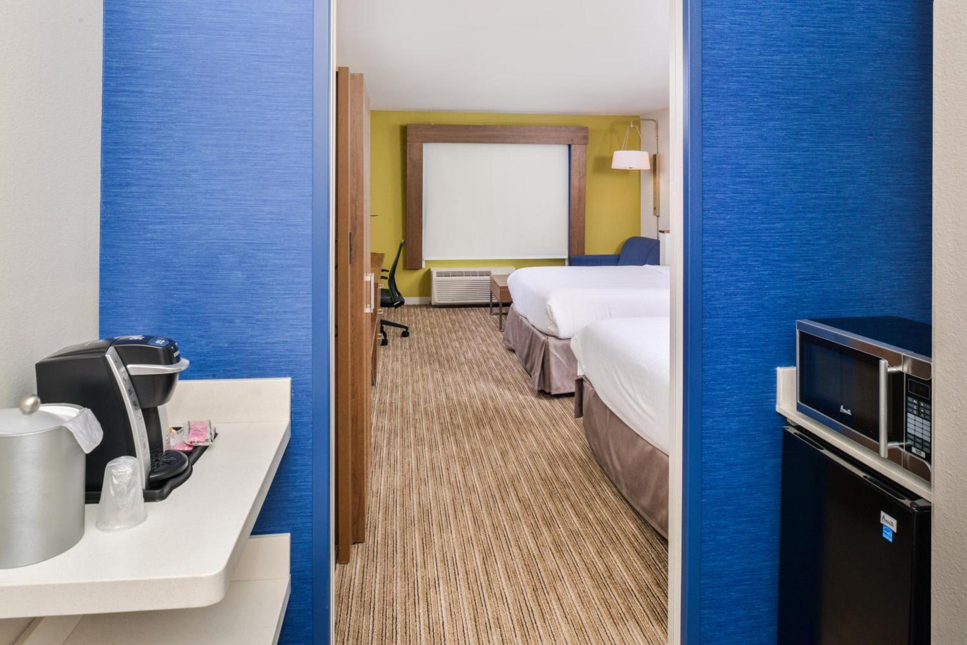 Holiday Inn Express & Suites - Ogallala by IHG photo 64