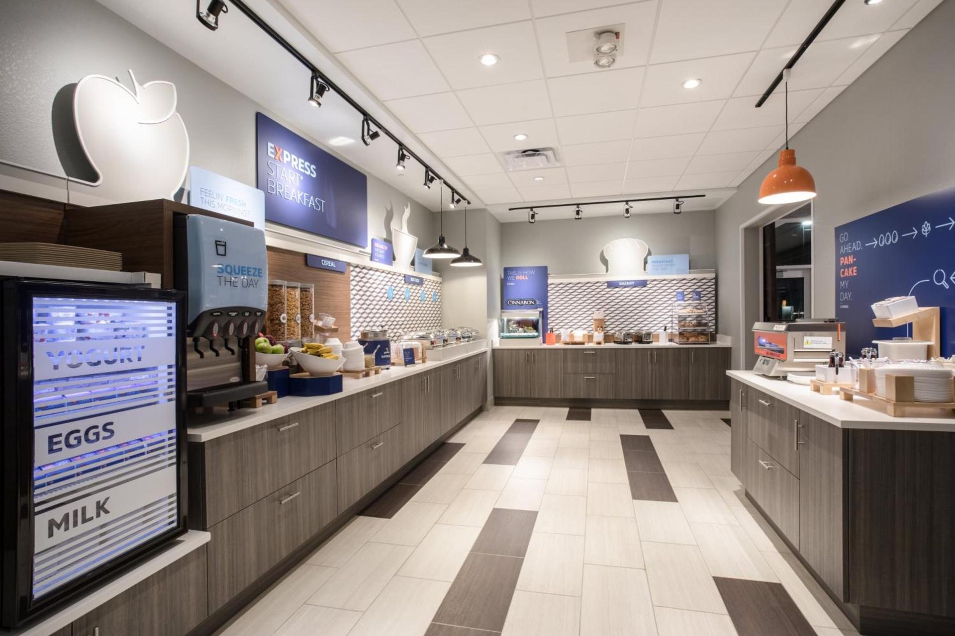 Holiday Inn Express & Suites - Denver NE - Brighton by IHG photo 23