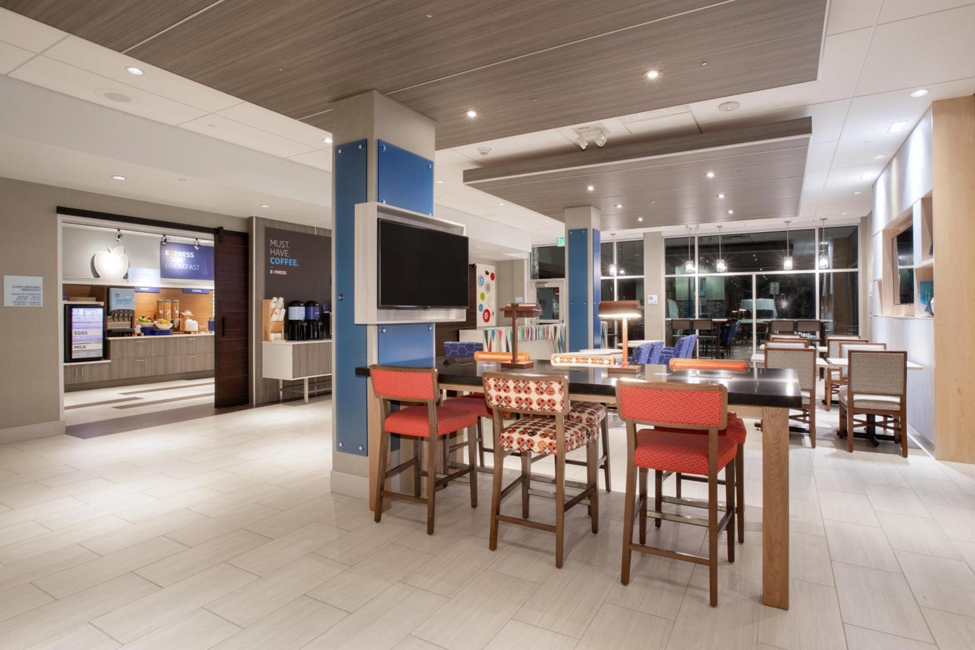 Holiday Inn Express & Suites - Denver NE - Brighton by IHG photo 21