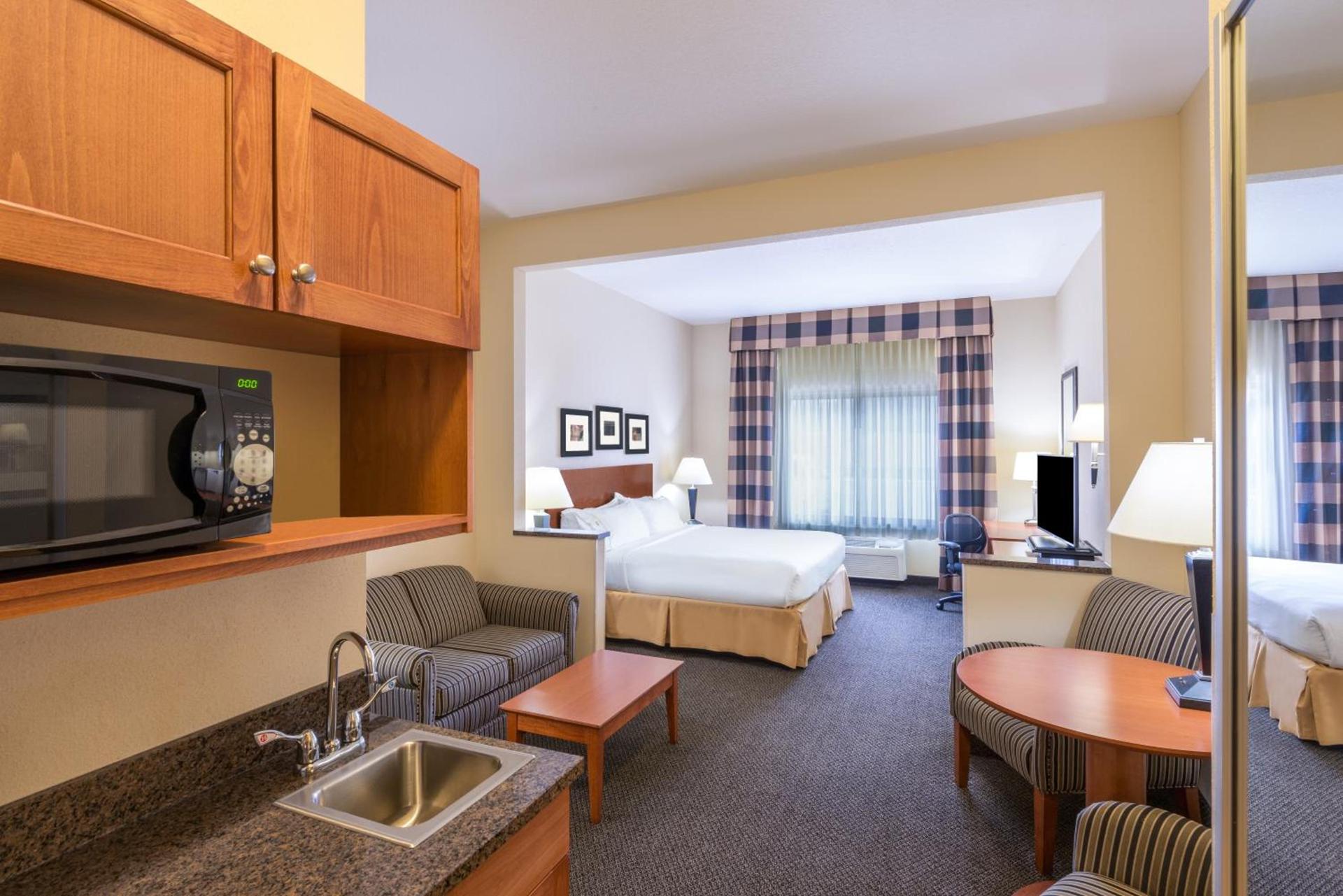 Holiday Inn Express Hotel Vernal by IHG photo 27