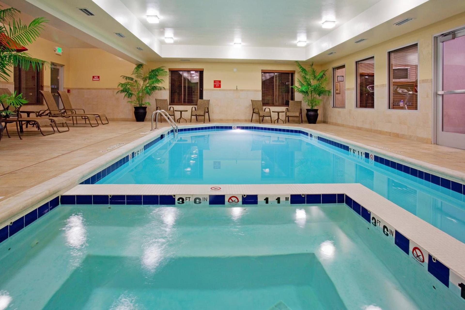 Holiday Inn Express Hotel Vernal by IHG photo 53