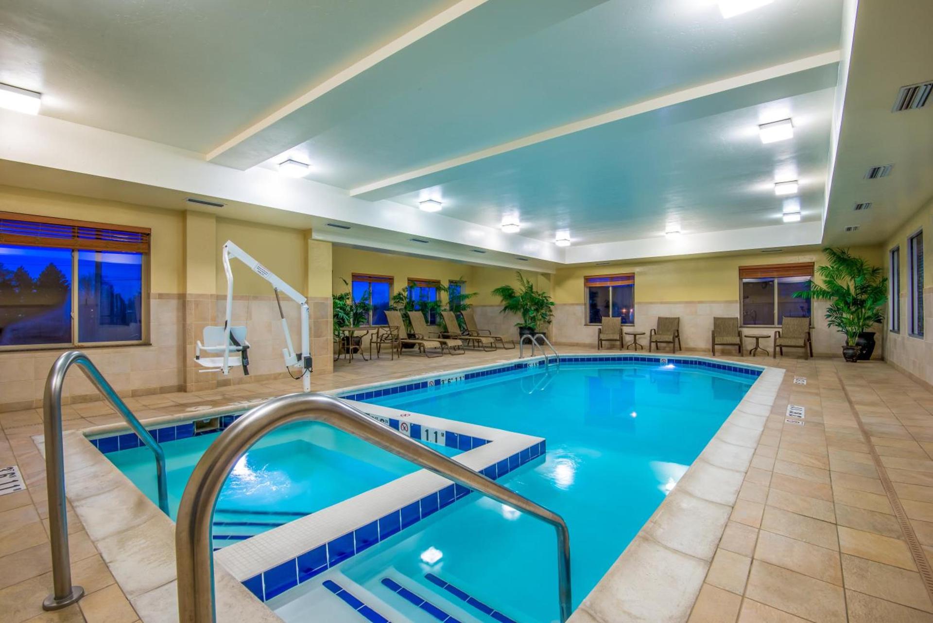 Holiday Inn Express Hotel Vernal by IHG photo 35