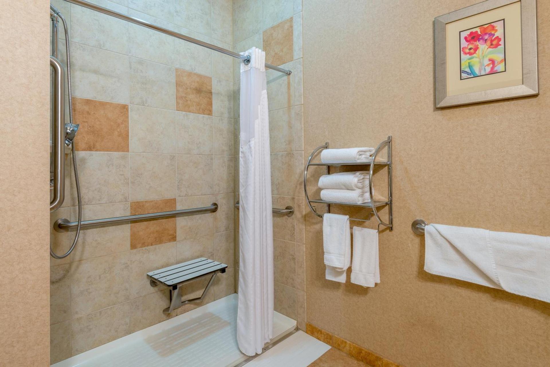 Holiday Inn Express Hotel Vernal by IHG photo 24