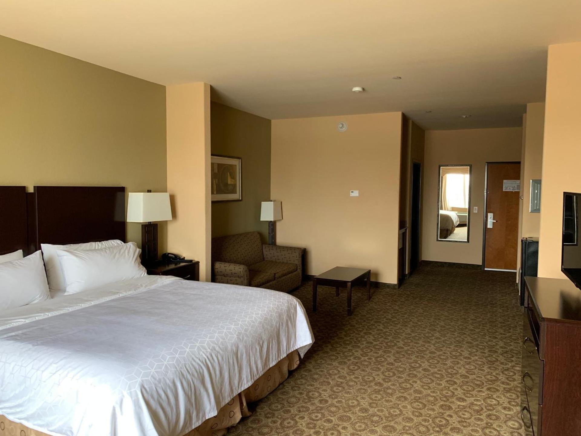 Spark by Hilton Pecos photo 6