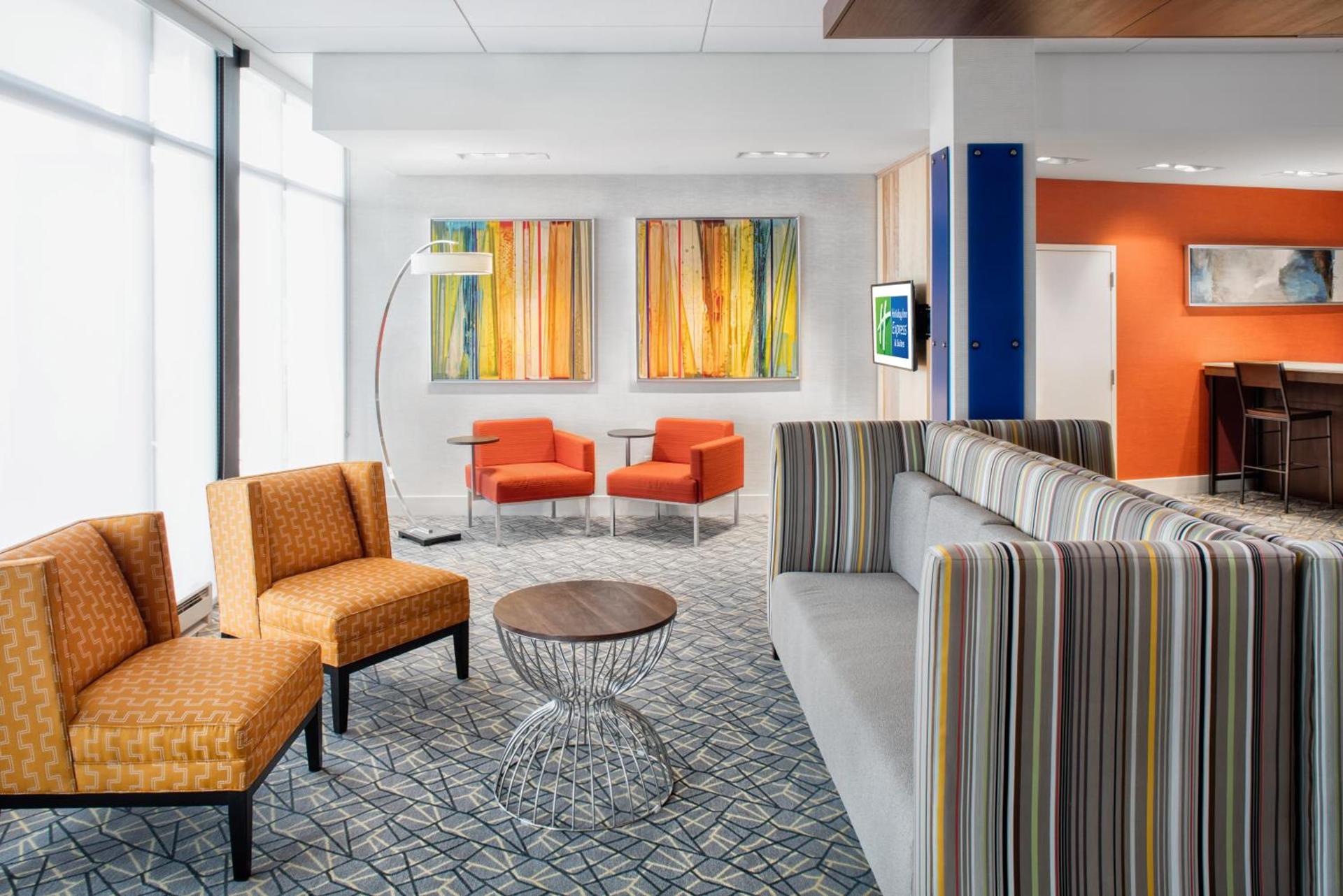 Holiday Inn Express East Peoria - Riverfront by IHG photo 8