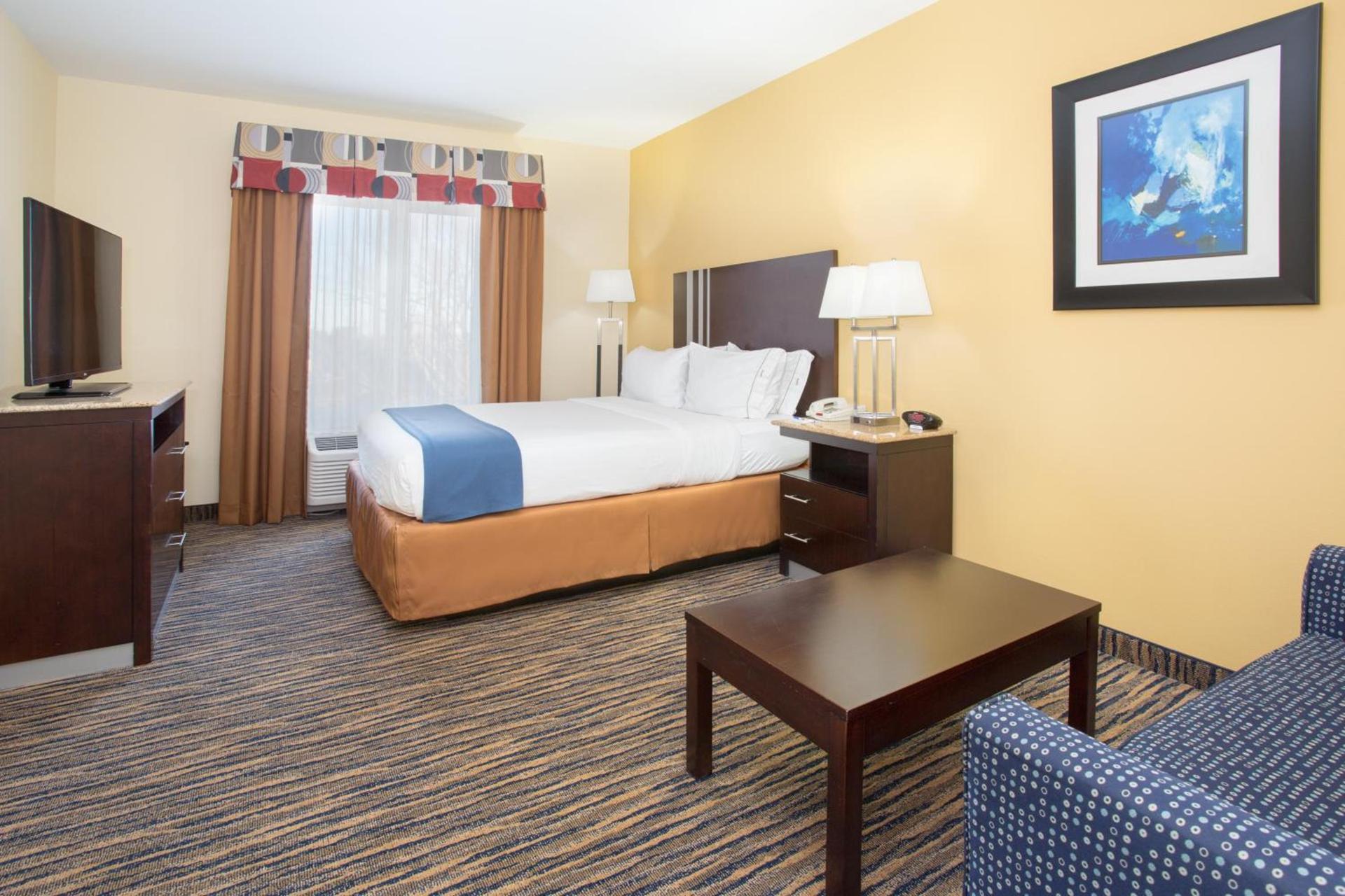 Holiday Inn Express & Suites Denver North - Thornton by IHG photo 43