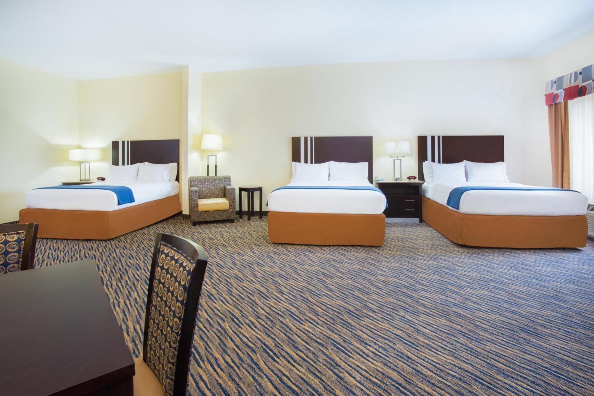 Holiday Inn Express & Suites Denver North - Thornton by IHG photo 47