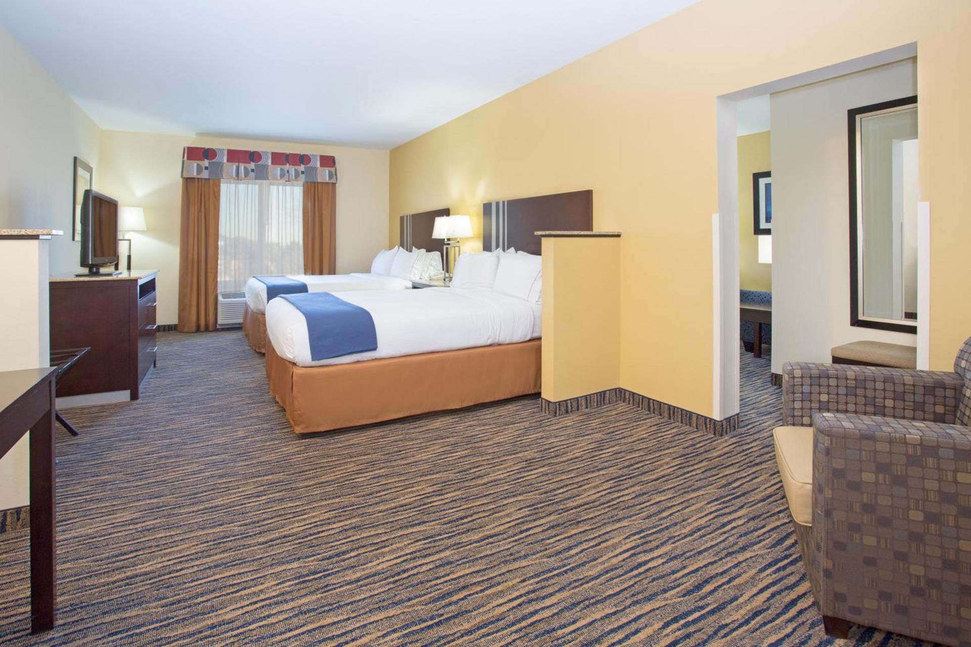 Holiday Inn Express & Suites Denver North - Thornton by IHG photo 41