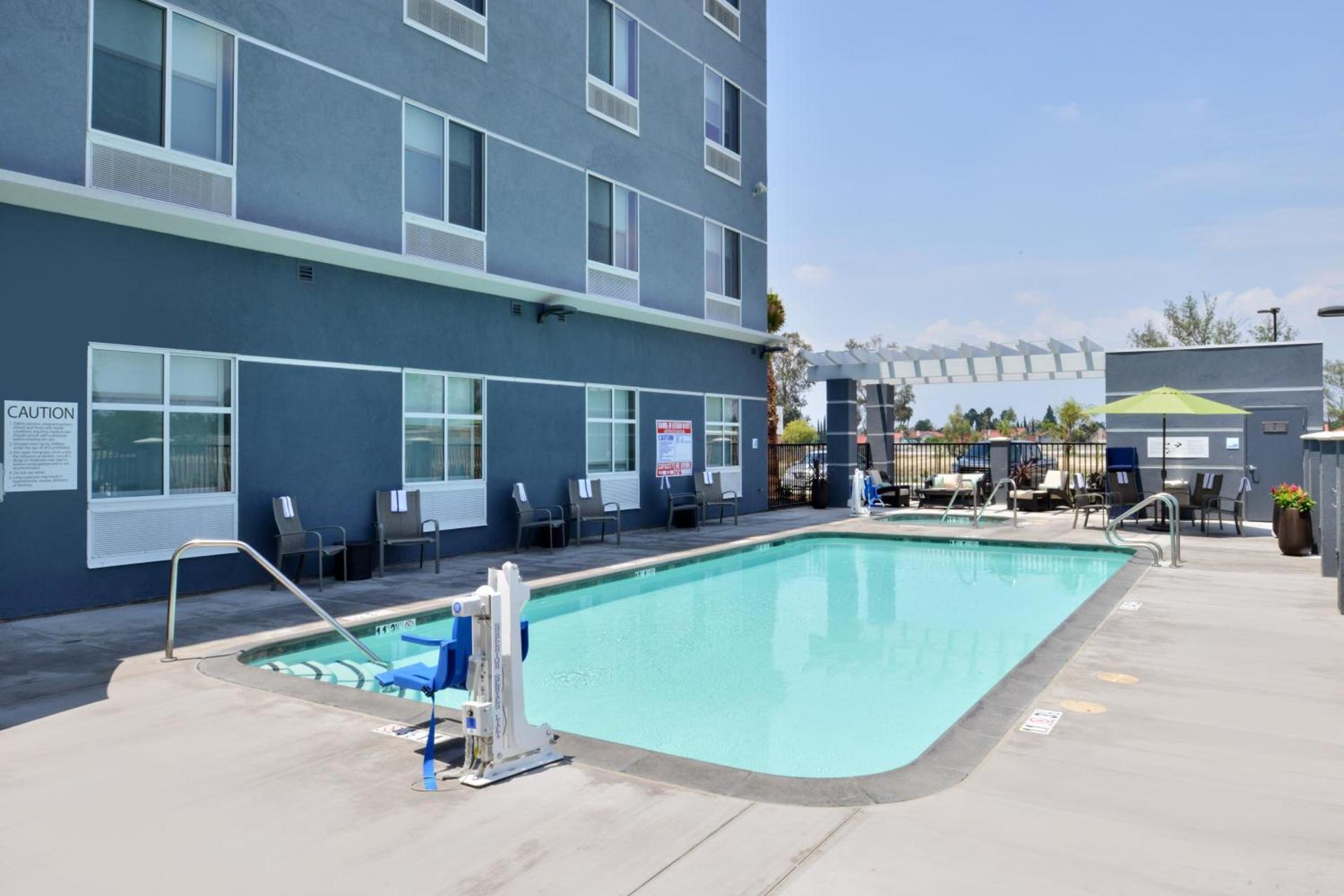 Holiday Inn Express Hotels & Suites Loma Linda by IHG photo 24