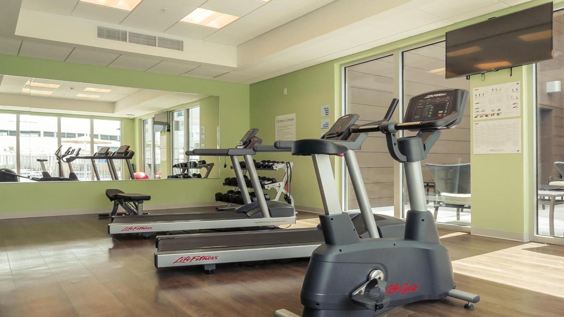 Holiday Inn Express & Suites Miami Airport East by IHG photo 3