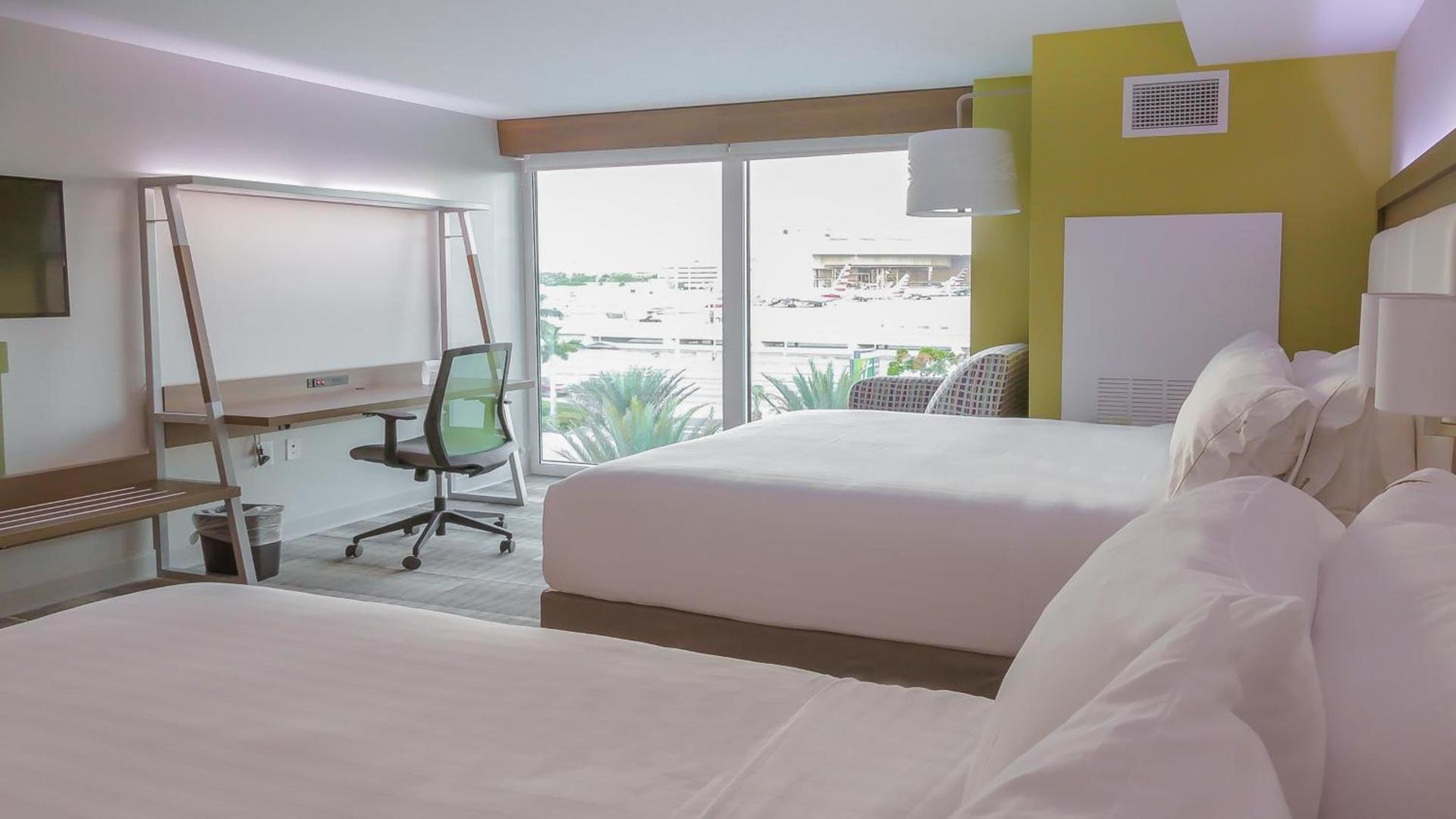 Holiday Inn Express & Suites Miami Airport East by IHG photo 22