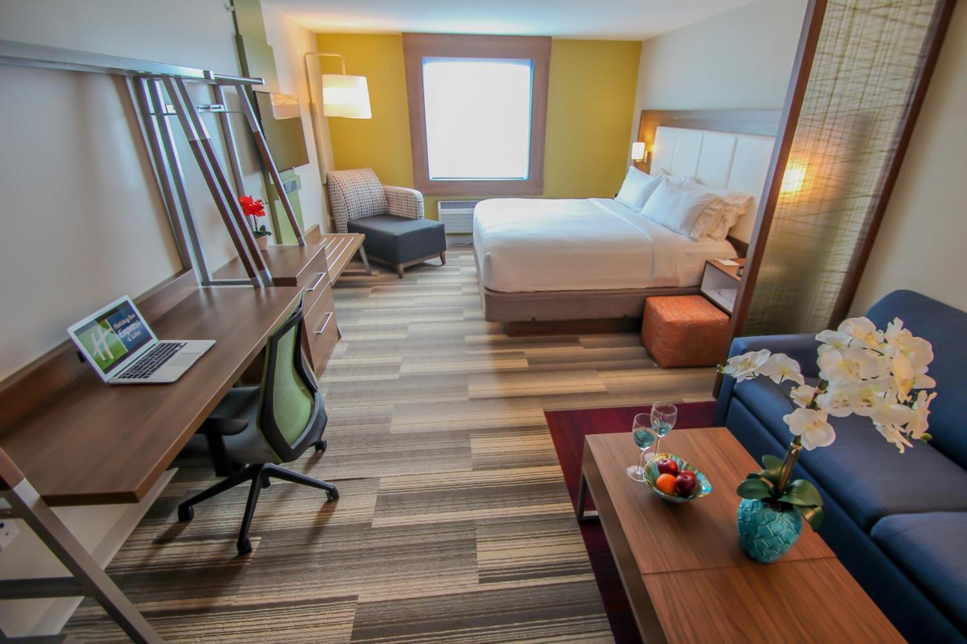 Holiday Inn Express & Suites Miami Airport East by IHG photo 30
