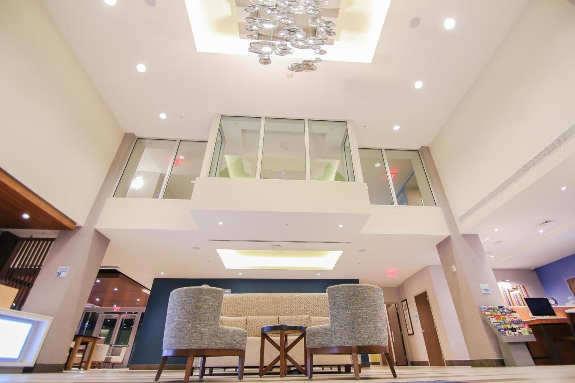 Holiday Inn Express & Suites Miami Airport East by IHG photo 11