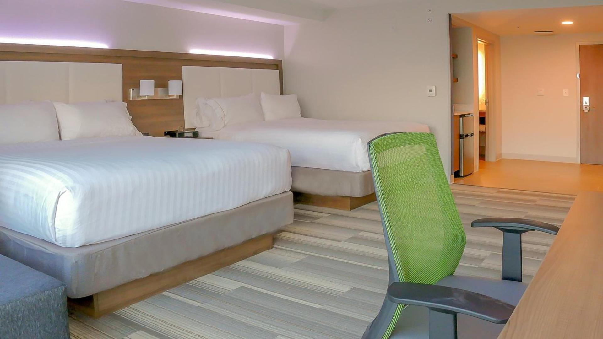 Holiday Inn Express & Suites Miami Airport East by IHG photo 51