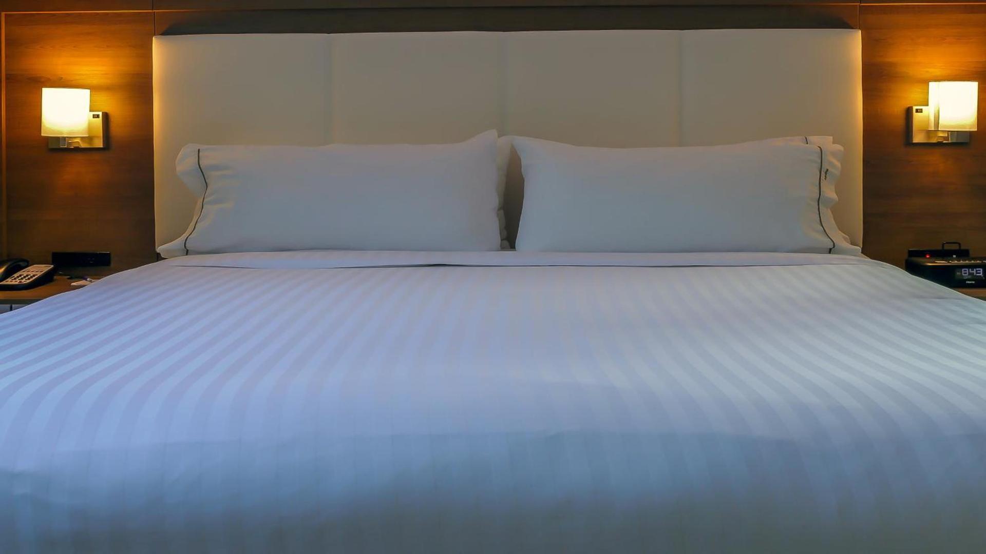 Holiday Inn Express & Suites Miami Airport East by IHG photo 29