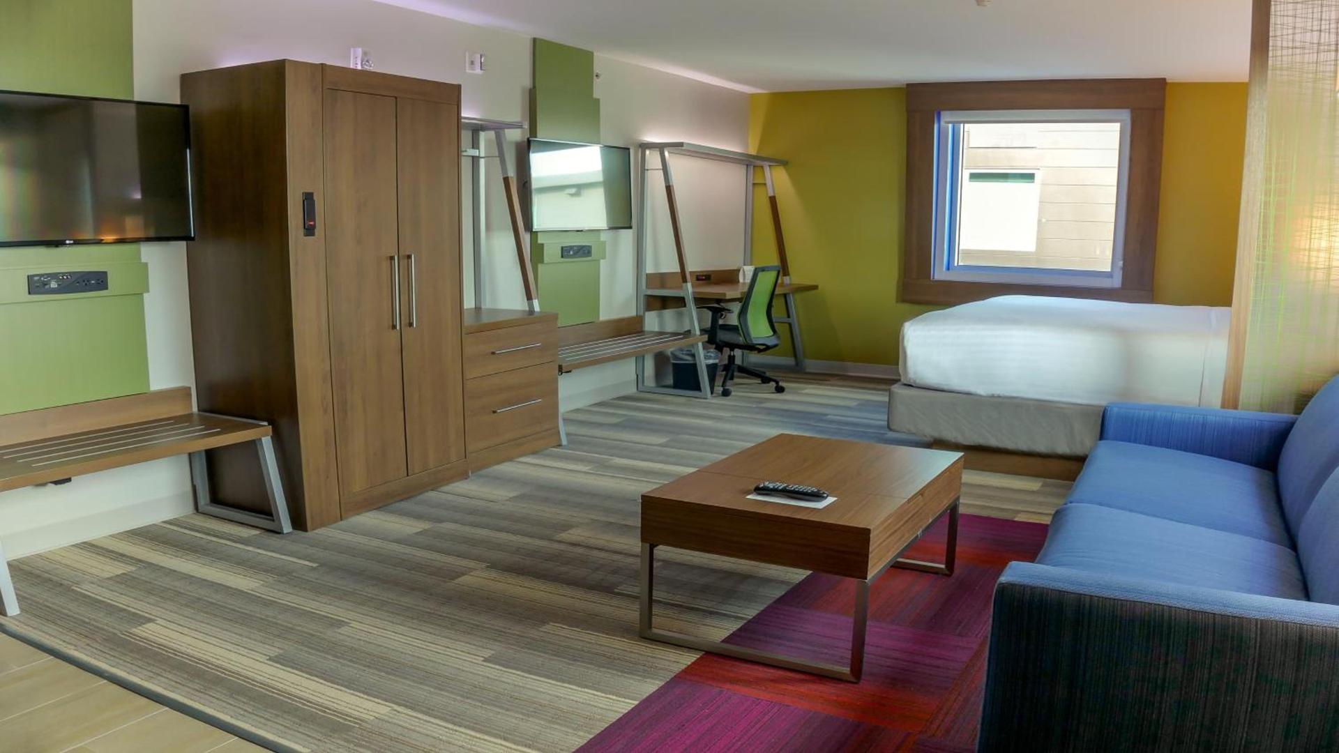 Holiday Inn Express & Suites Miami Airport East by IHG photo 52
