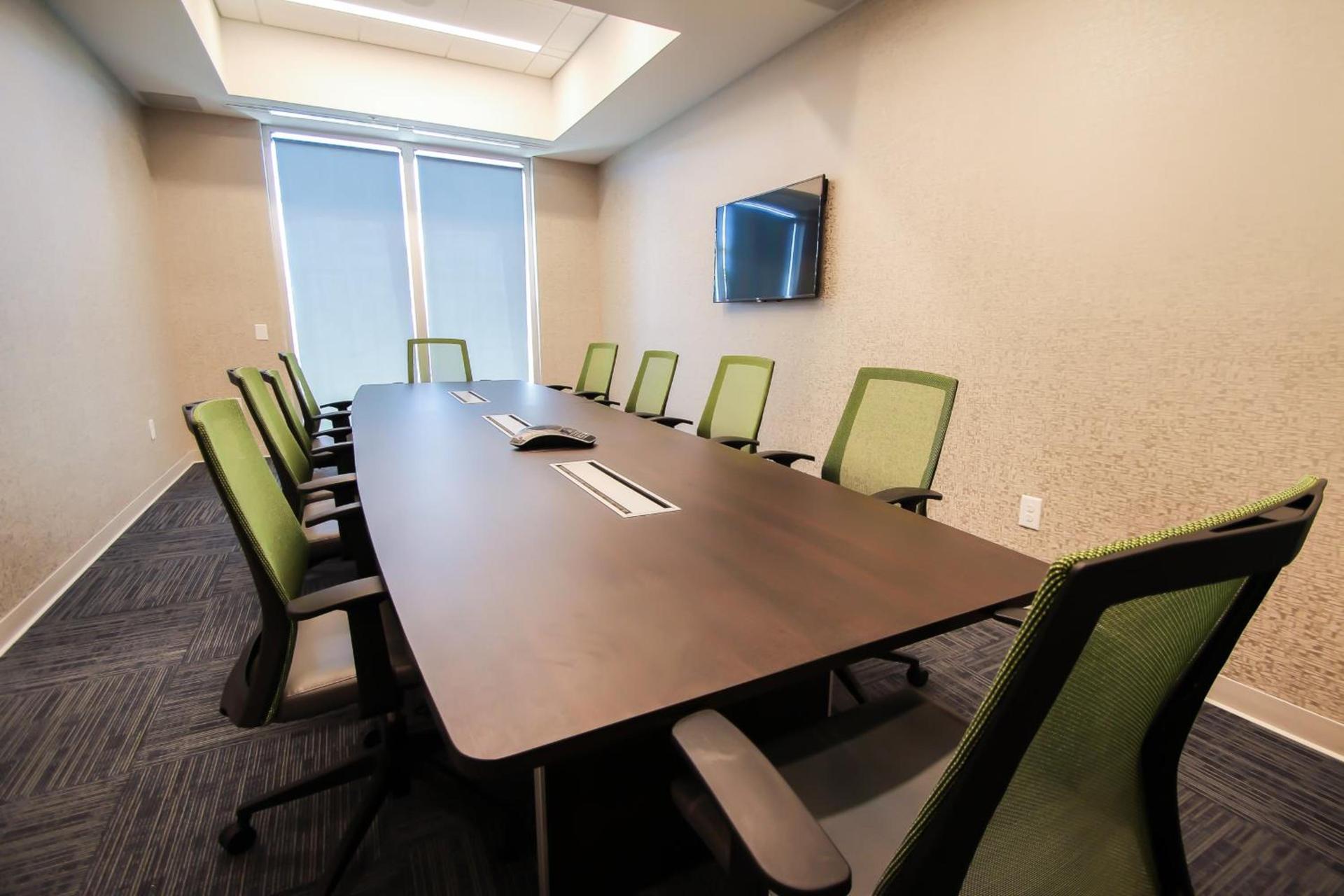 Holiday Inn Express & Suites Miami Airport East by IHG photo 42