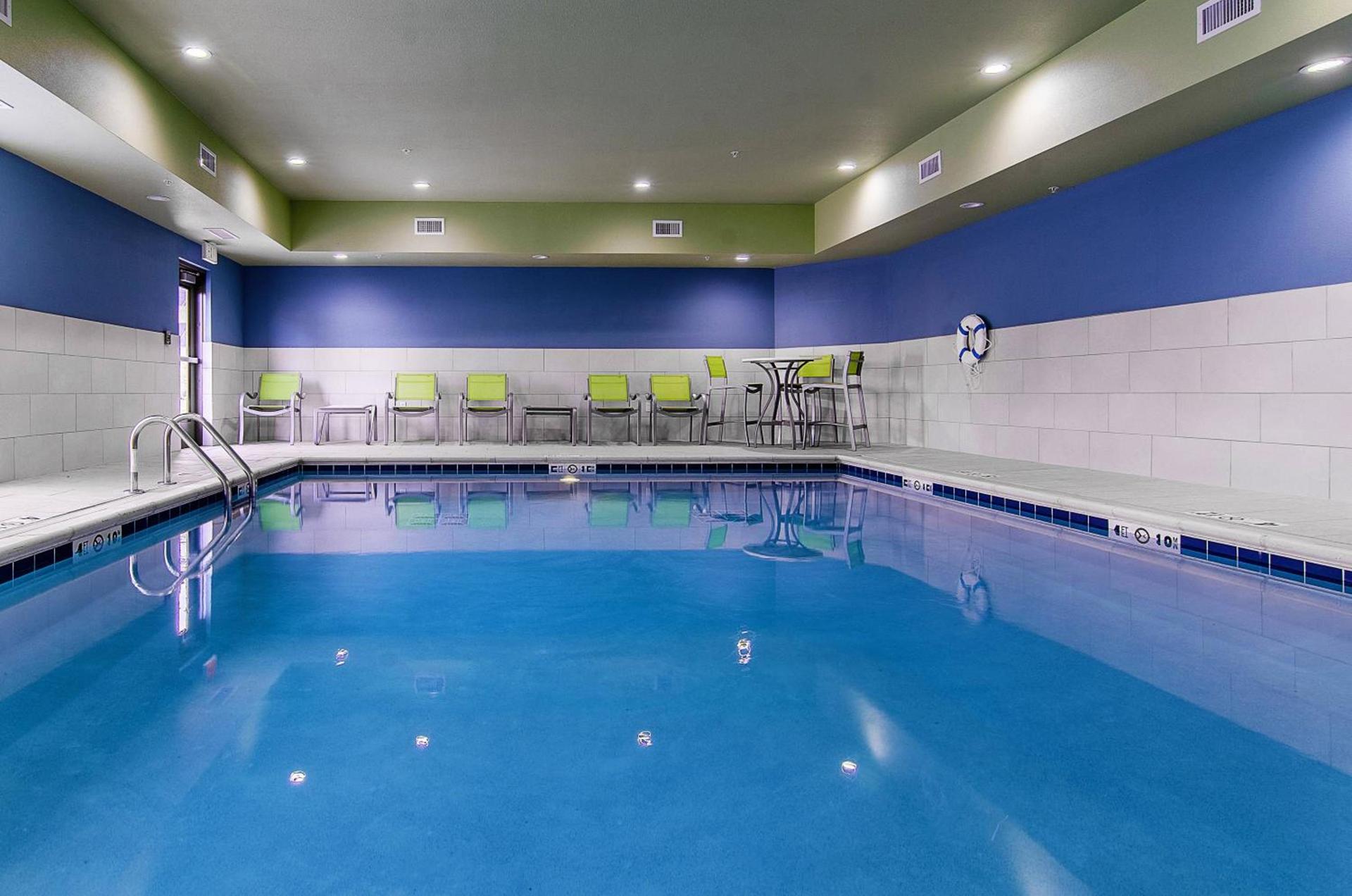 Holiday Inn Express & Suites - Atchison by IHG photo 29