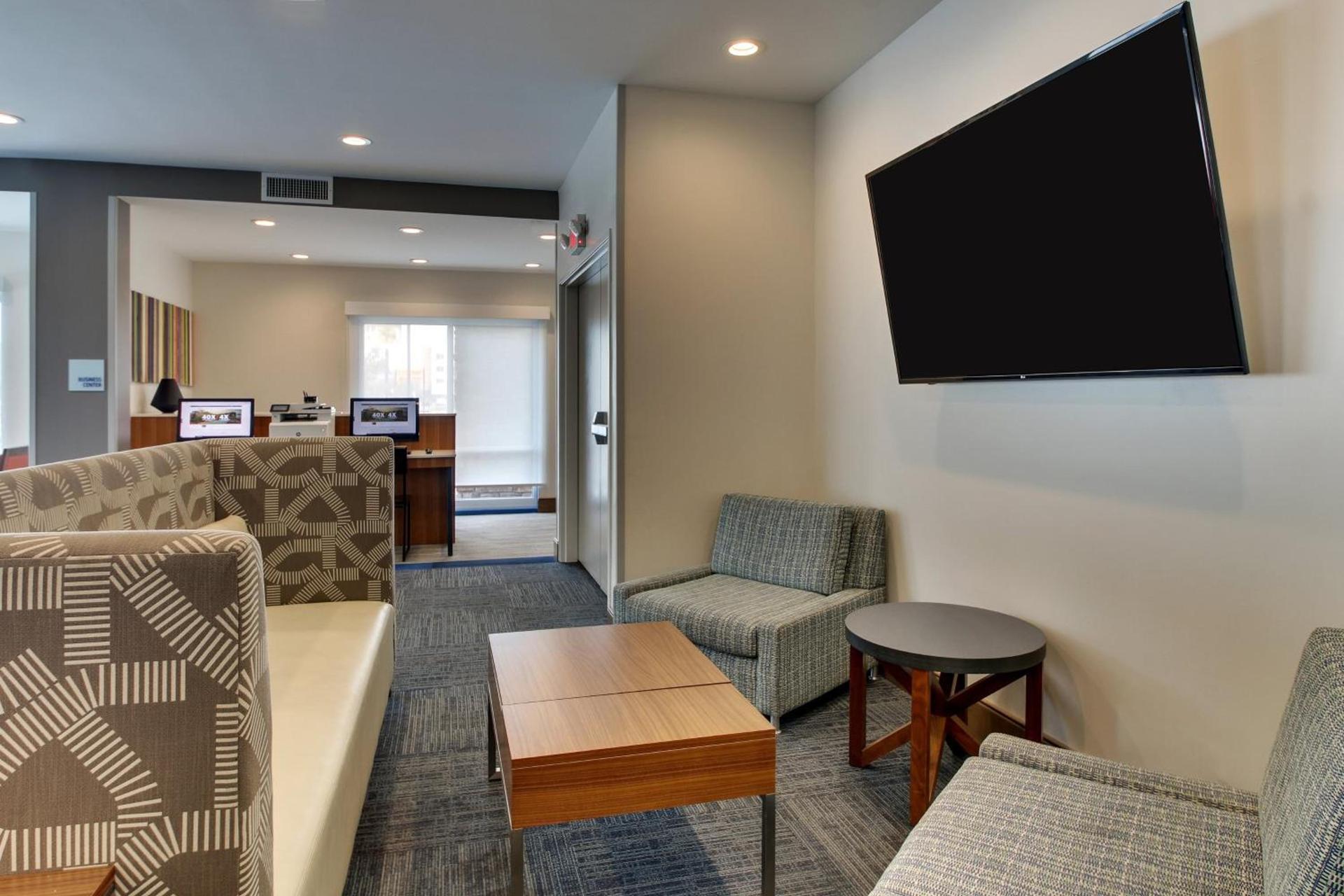Holiday Inn Express & Suites Ithaca by IHG photo 26