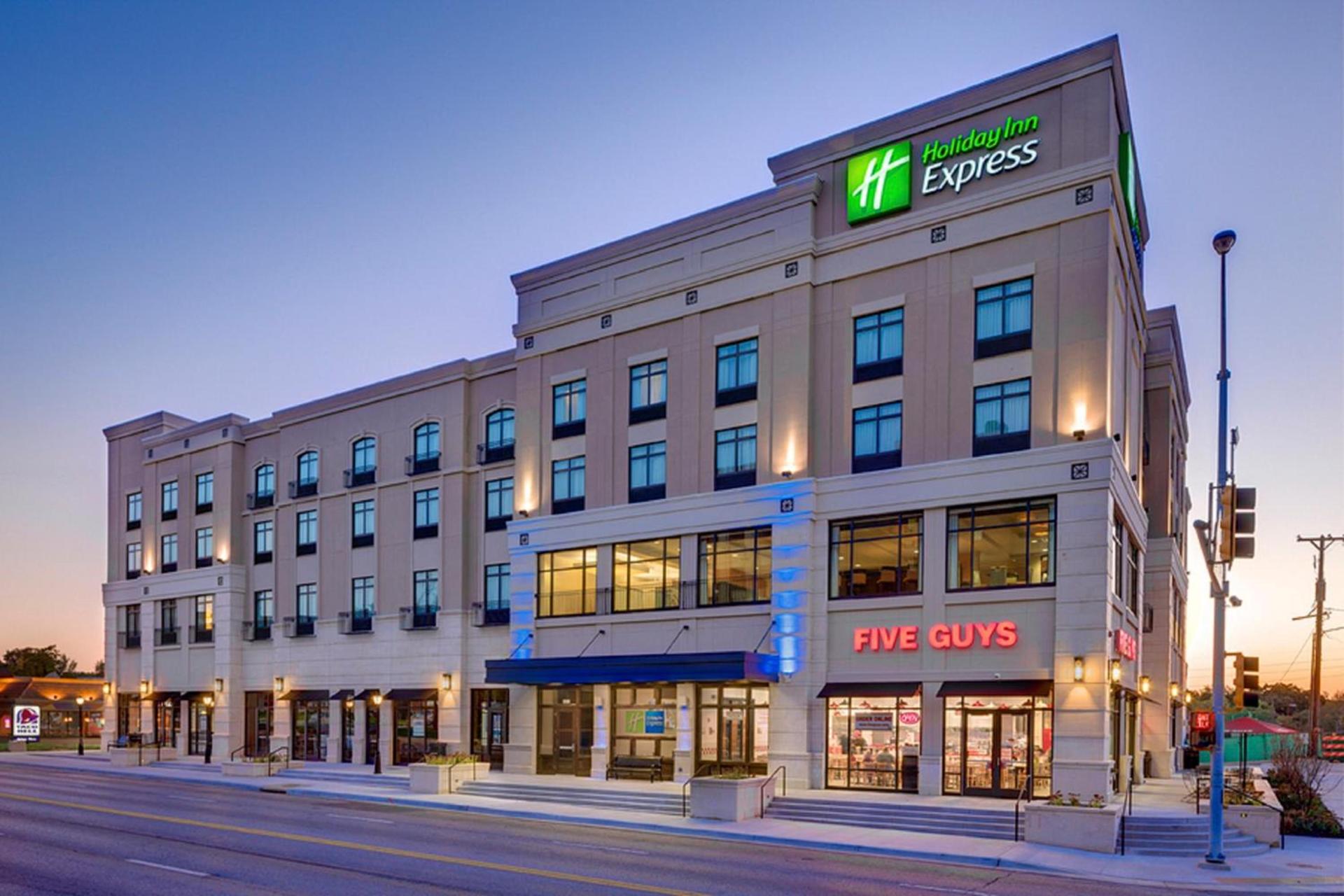 Holiday Inn Express & Suites - Kansas City KU Medical Center by IHG — hotel in Kansas City