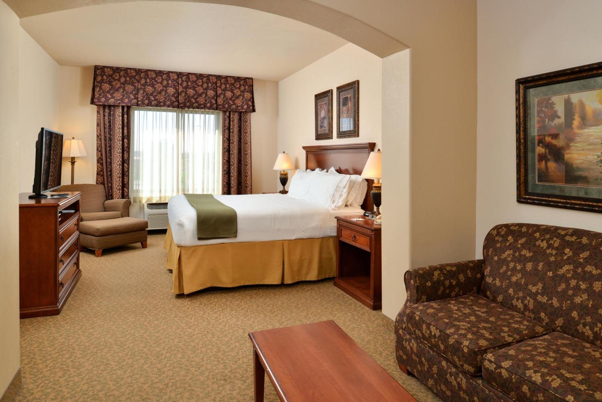 Holiday Inn Express Hotel & Suites Las Cruces by IHG photo 47
