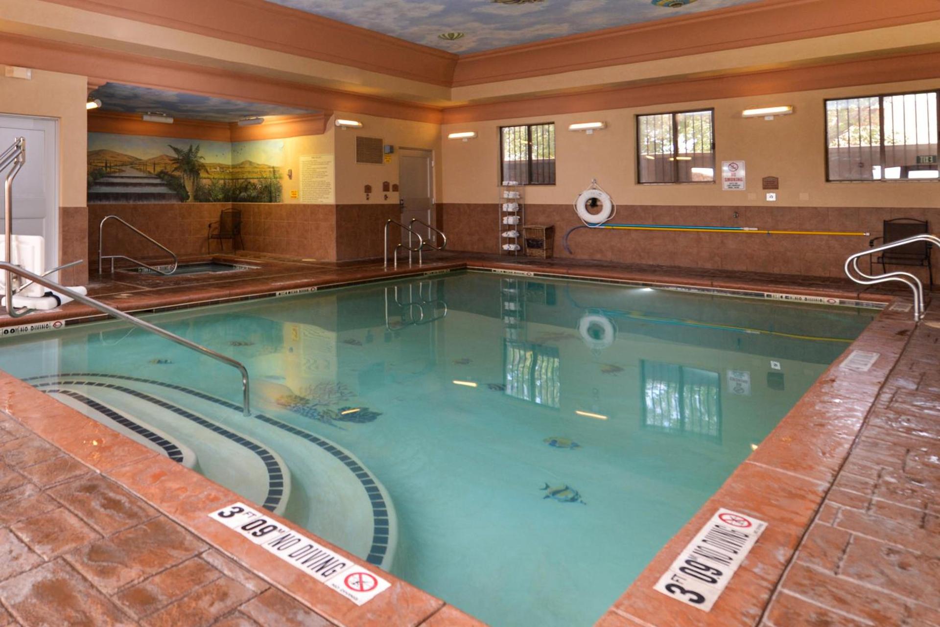 Holiday Inn Express Hotel & Suites Las Cruces by IHG photo 19