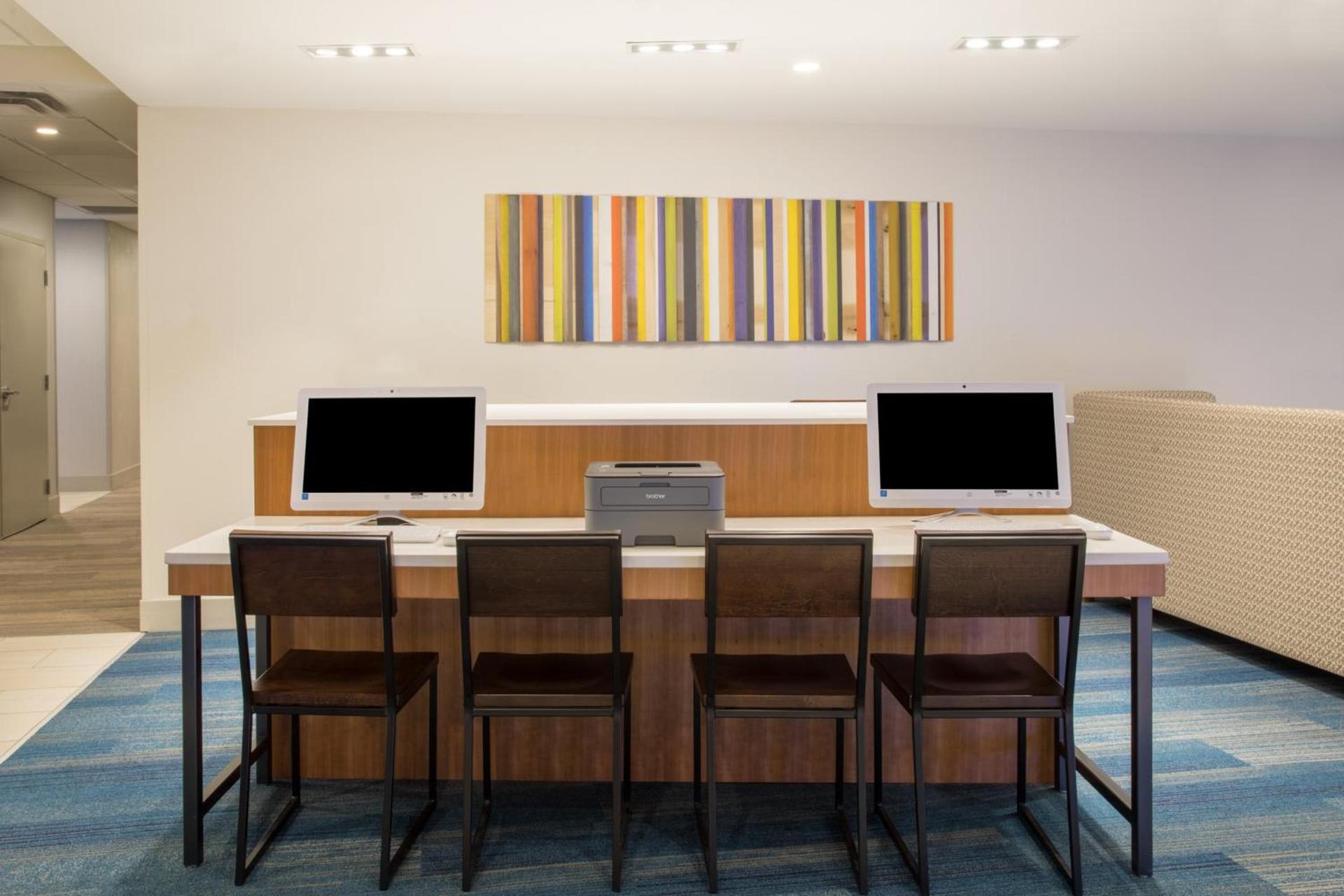 Holiday Inn Express & Suites Owings Mills-Baltimore Area by IHG photo 9
