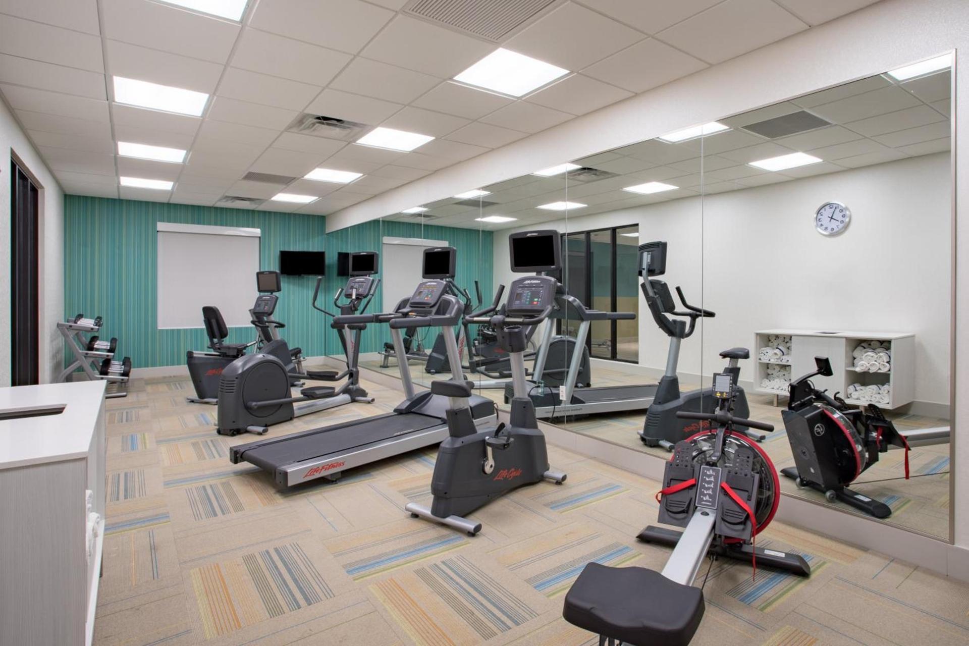 Holiday Inn Express & Suites Owings Mills-Baltimore Area by IHG photo 33