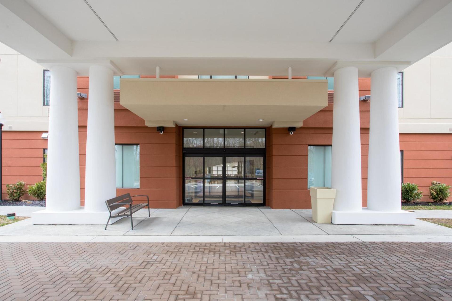 Holiday Inn Express & Suites Owings Mills-Baltimore Area by IHG photo 17