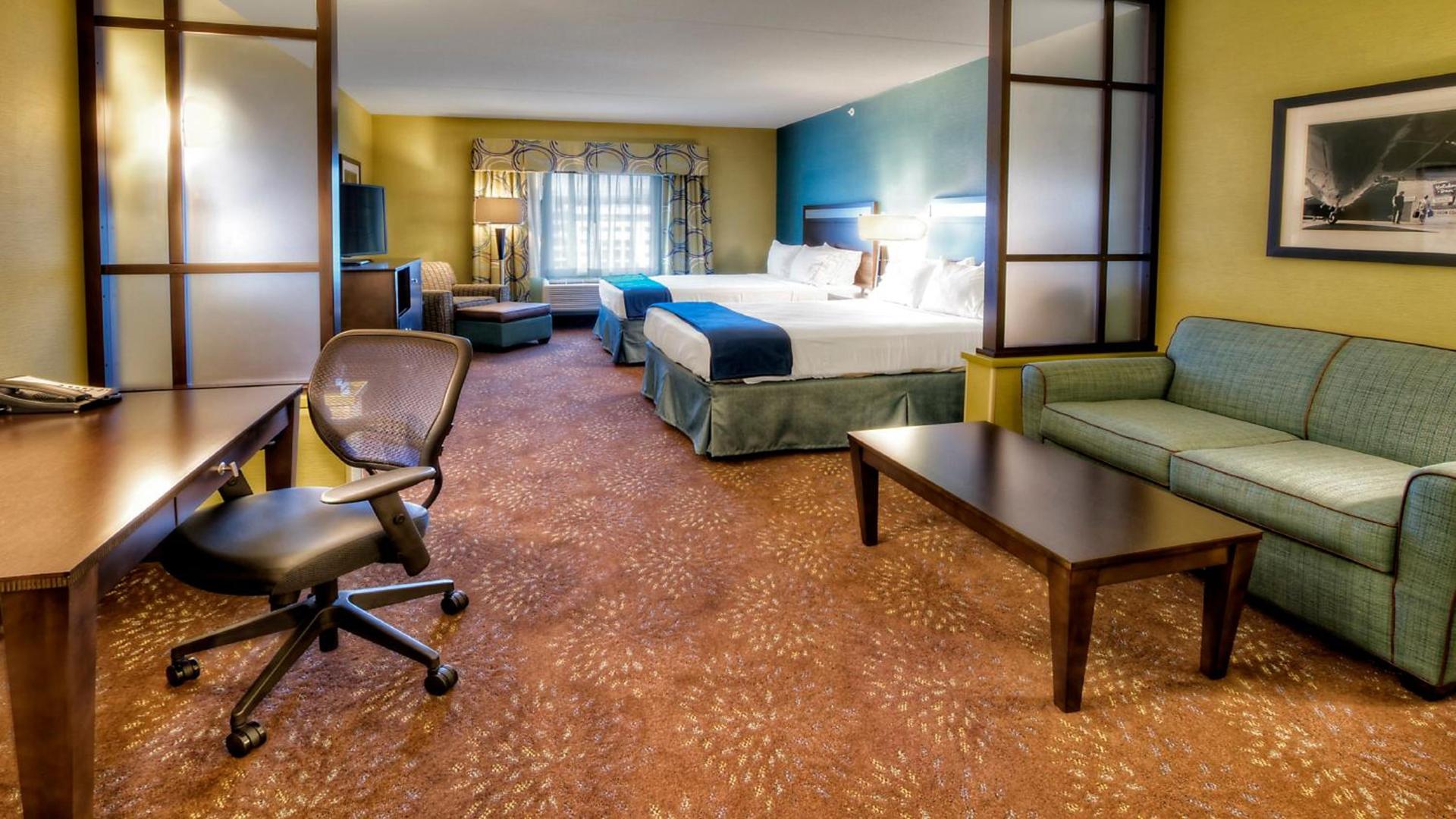 Holiday Inn Express & Suites Pittsburgh SW/Southpointe by IHG photo 29