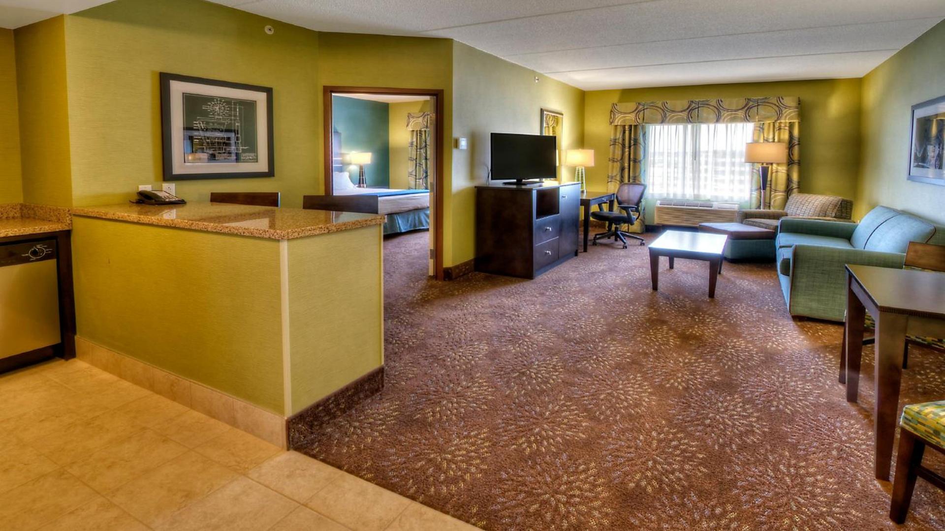 Holiday Inn Express & Suites Pittsburgh SW/Southpointe by IHG photo 9