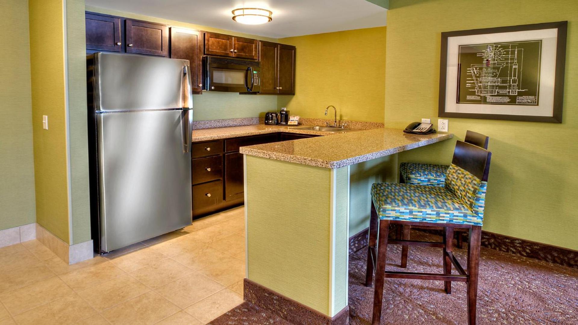 Holiday Inn Express & Suites Pittsburgh SW/Southpointe by IHG photo 8