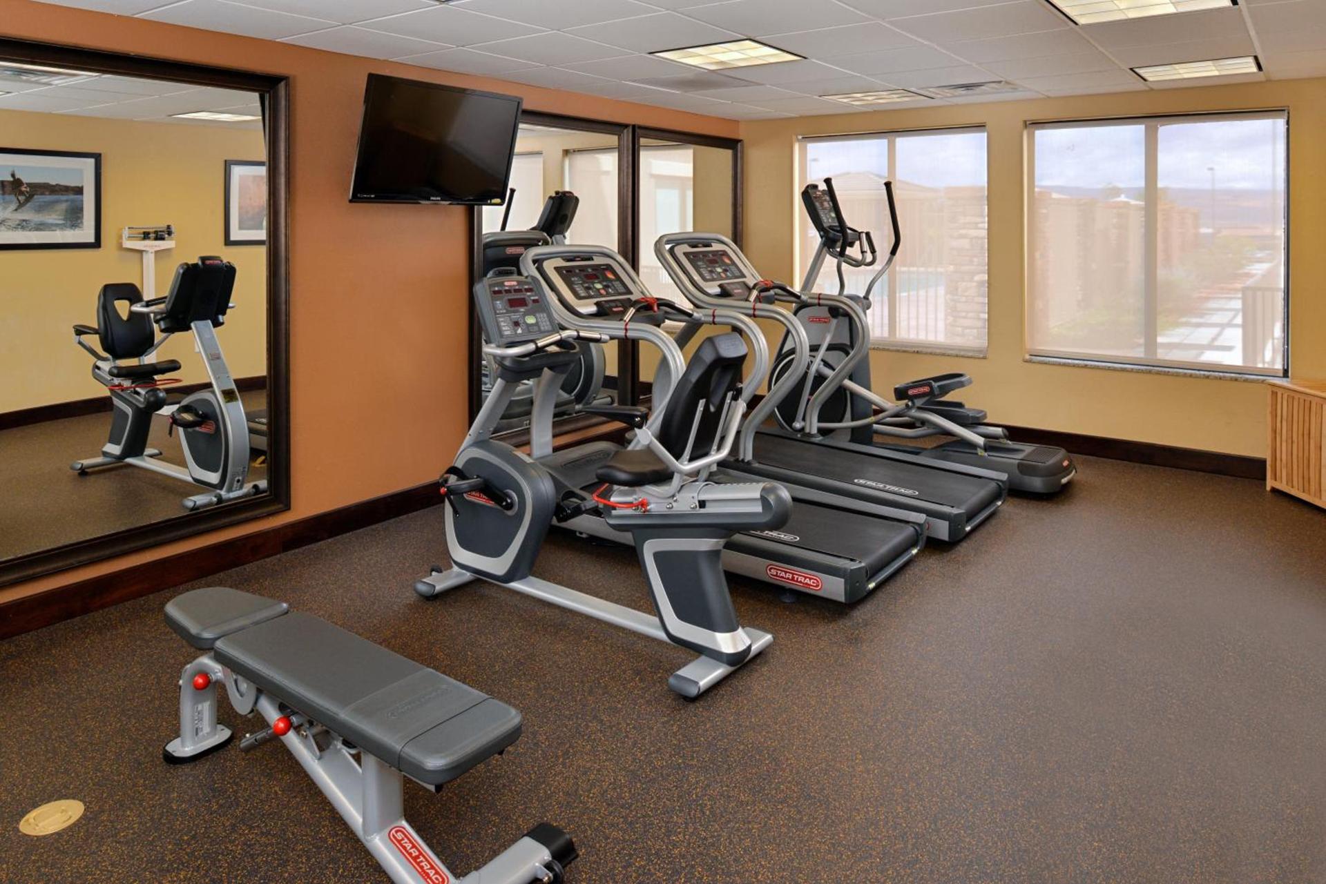Holiday Inn Express & Suites Page - Lake Powell Area by IHG photo 56