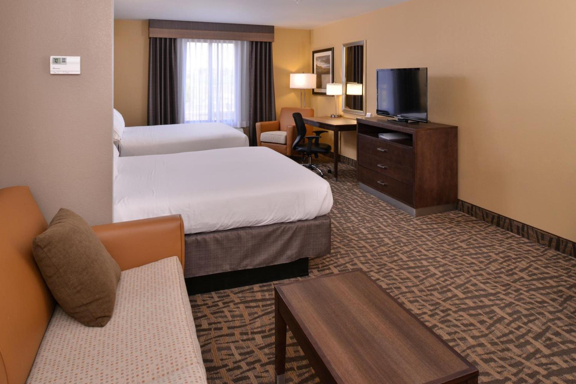 Holiday Inn Express & Suites Page - Lake Powell Area by IHG photo 44