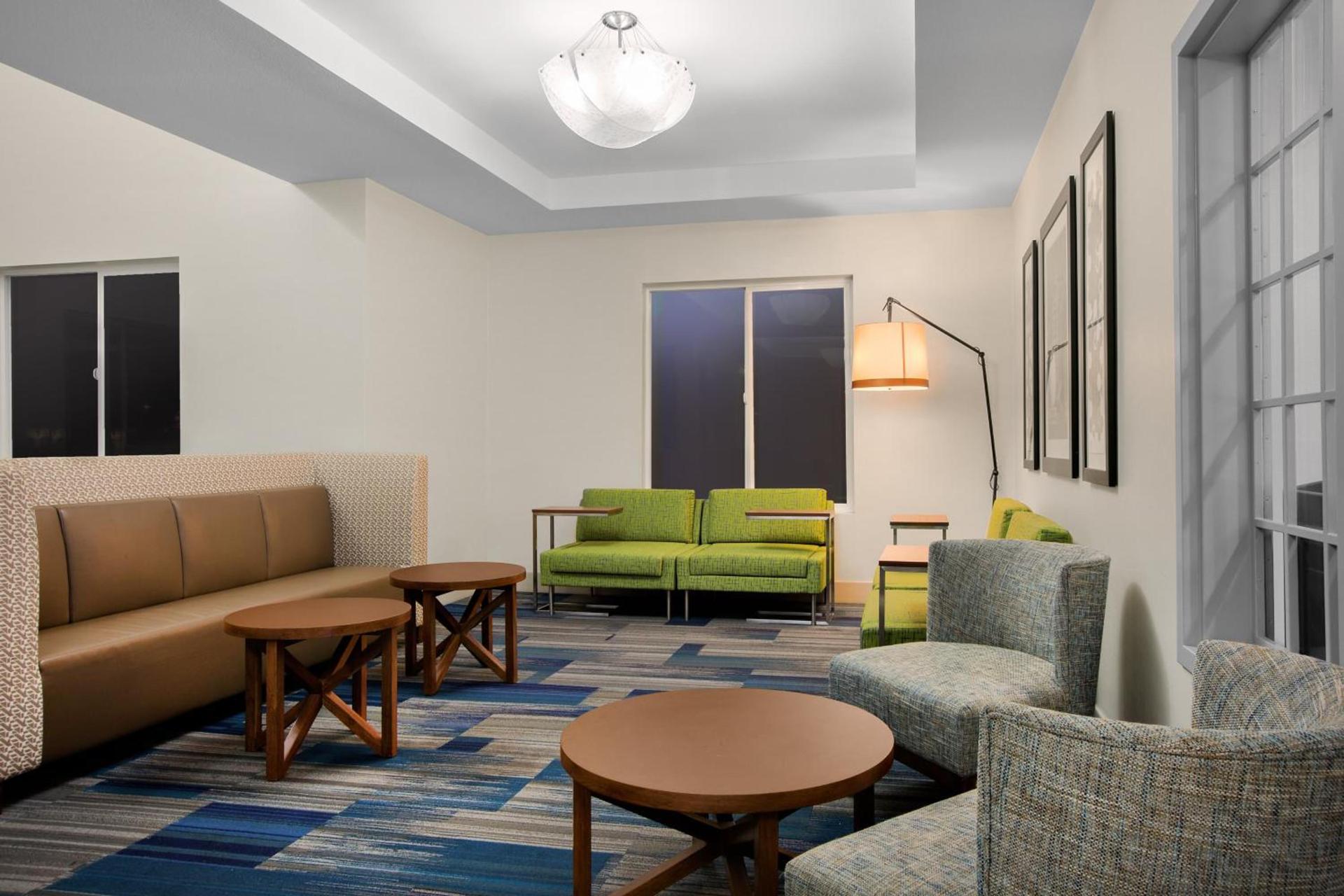 Holiday Inn Express Hotel & Suites Ontario by IHG photo 22