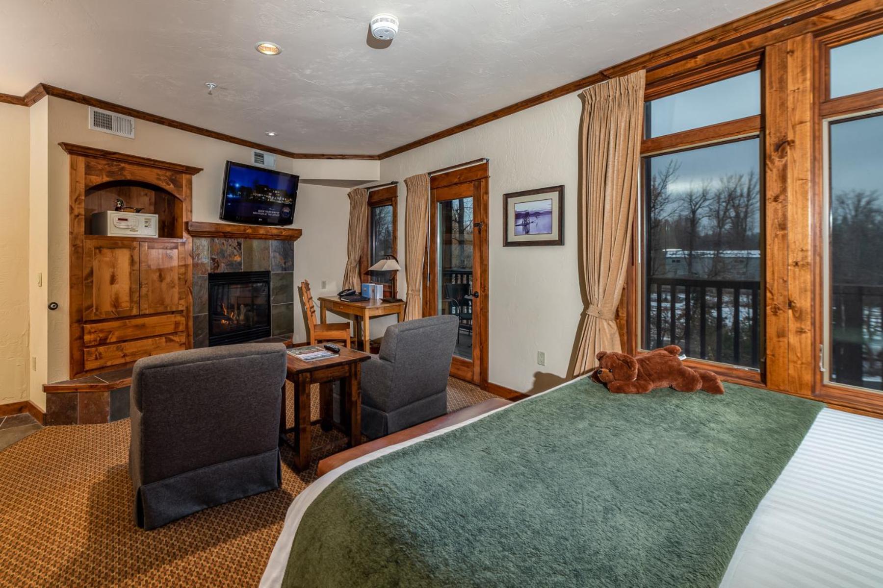 Lodge at Whitefish Lake photo 58