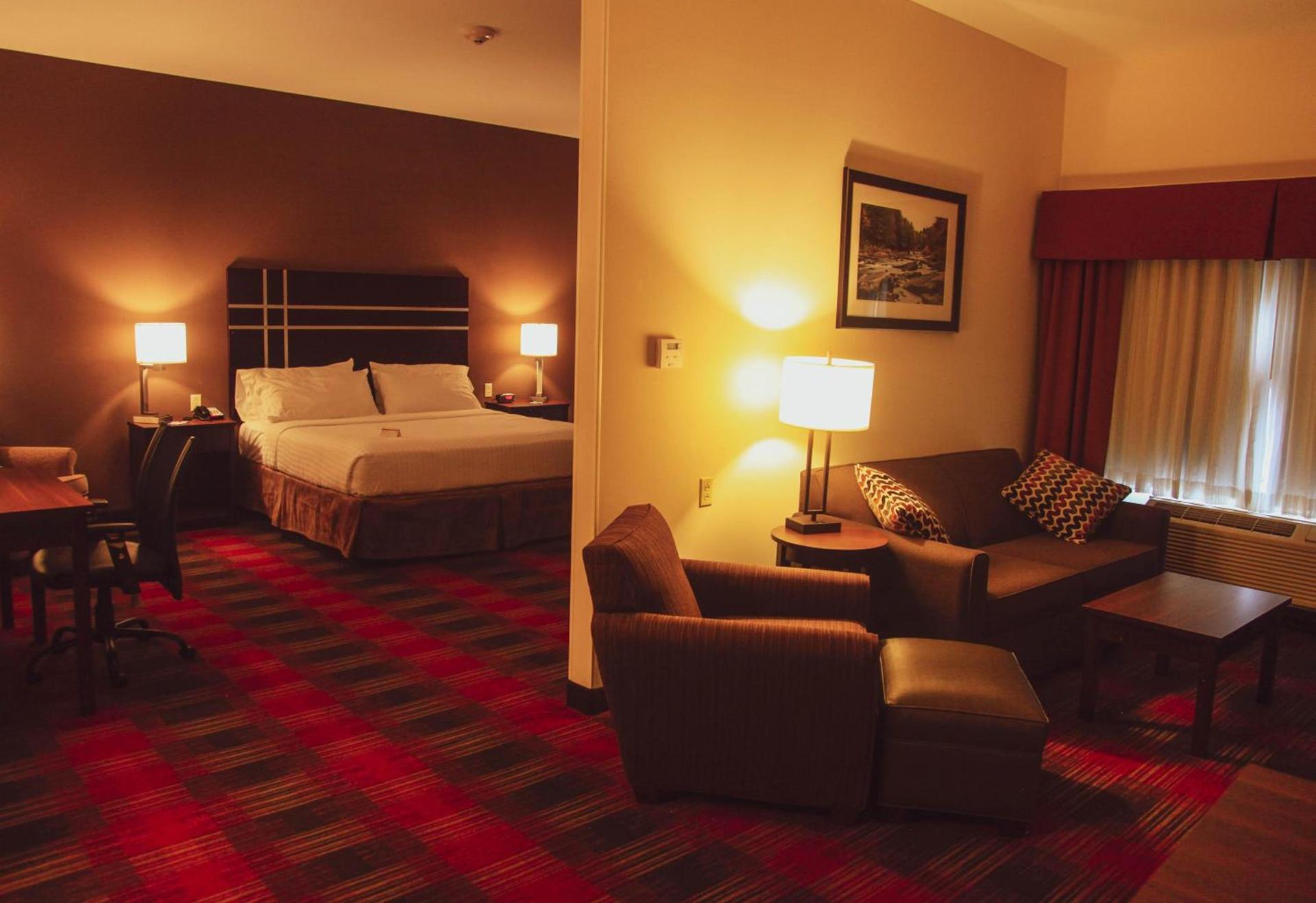Holiday Inn Express & Suites Cumberland - La Vale by IHG photo 35