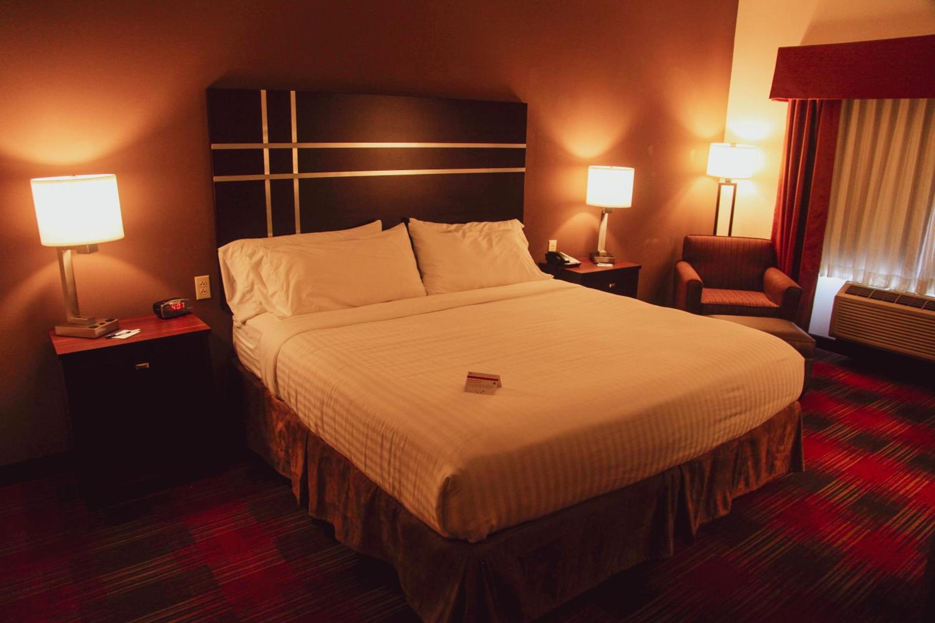 Holiday Inn Express & Suites Cumberland - La Vale by IHG photo 29