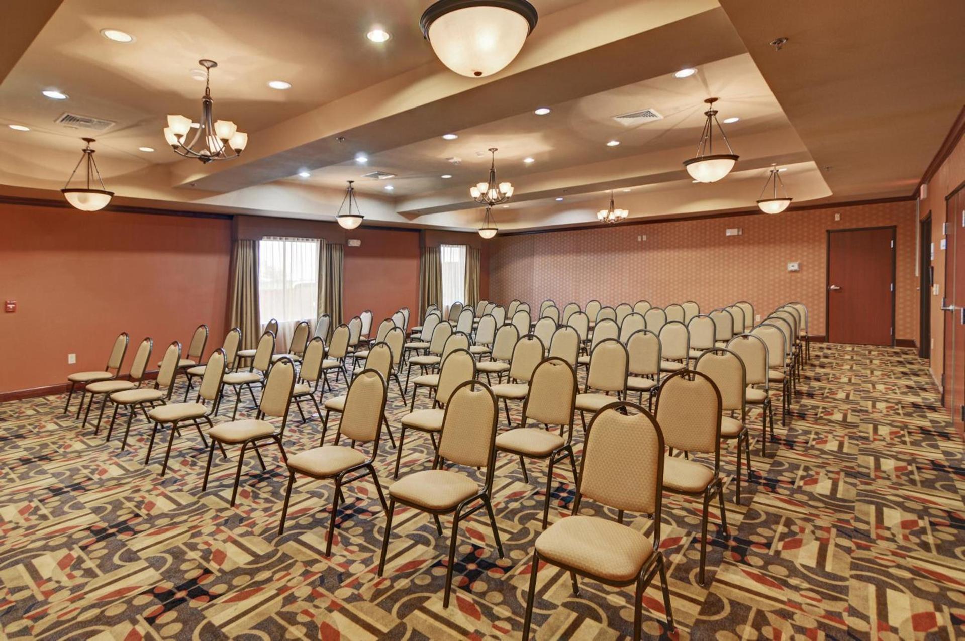 Holiday Inn Express Hotel and Suites Altus by IHG photo 51