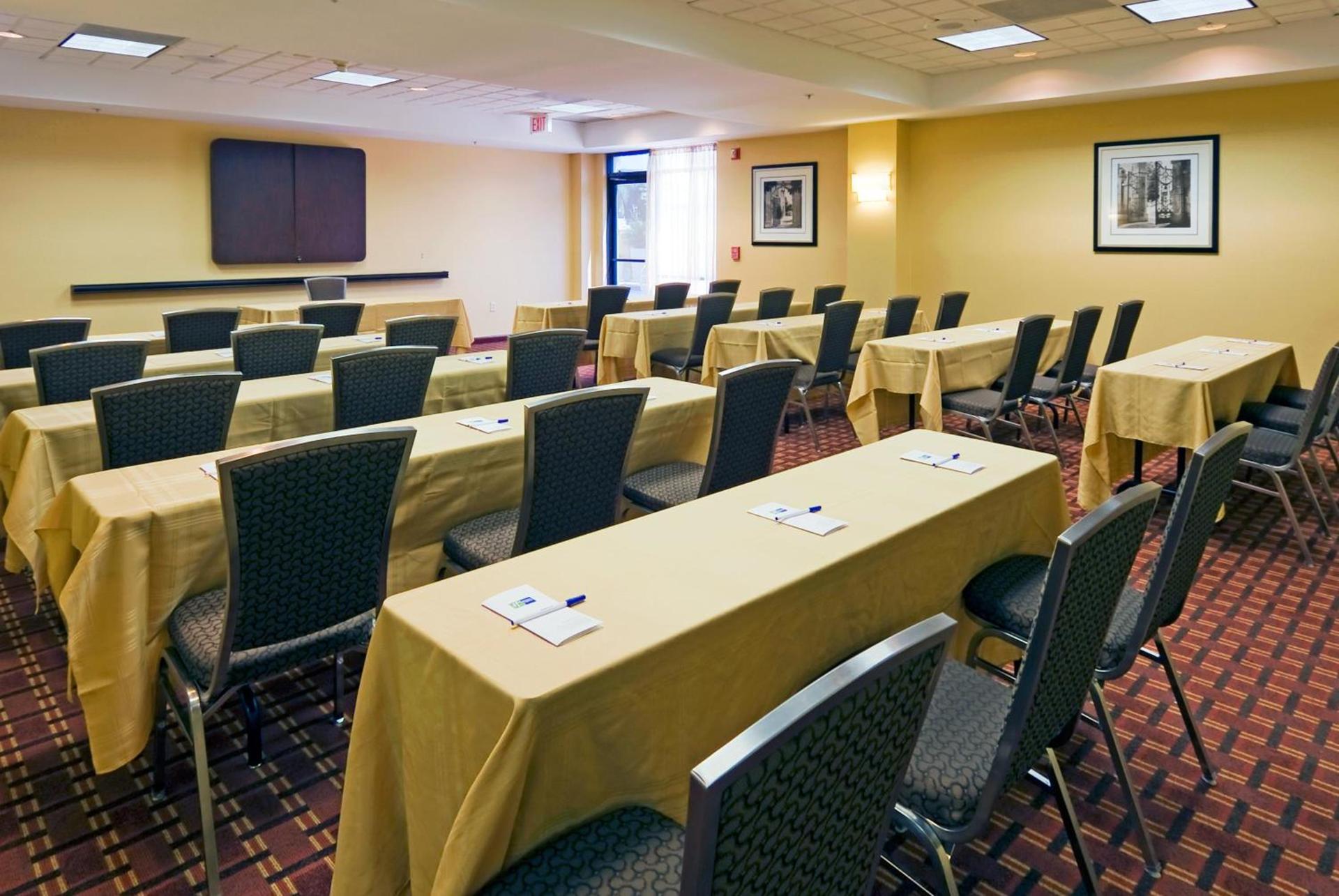 Holiday Inn Express Hotel & Suites Kendall East-Miami by IHG photo 13