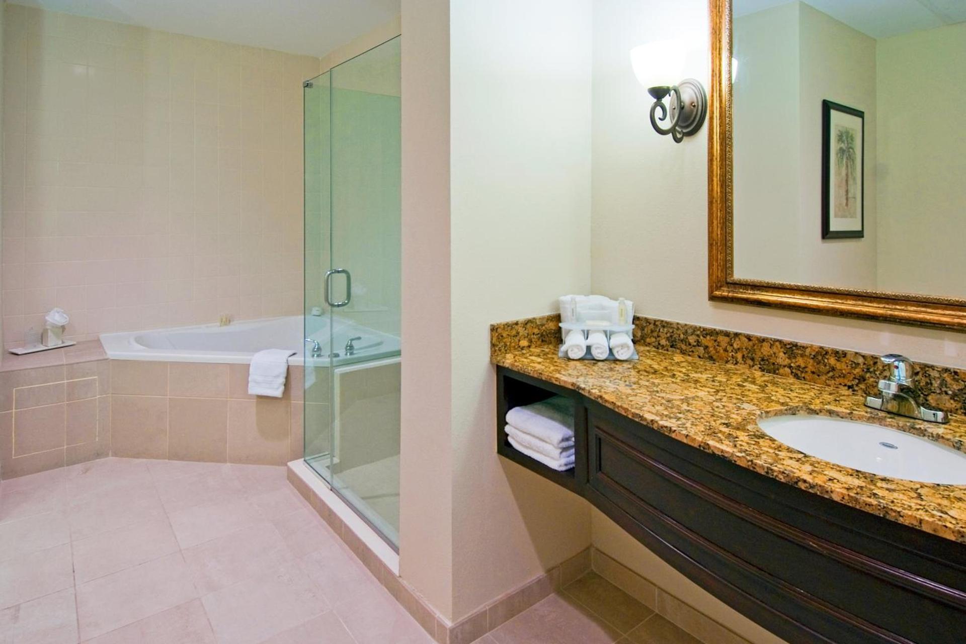 Holiday Inn Express & Suites Miami Kendall by IHG photo 35