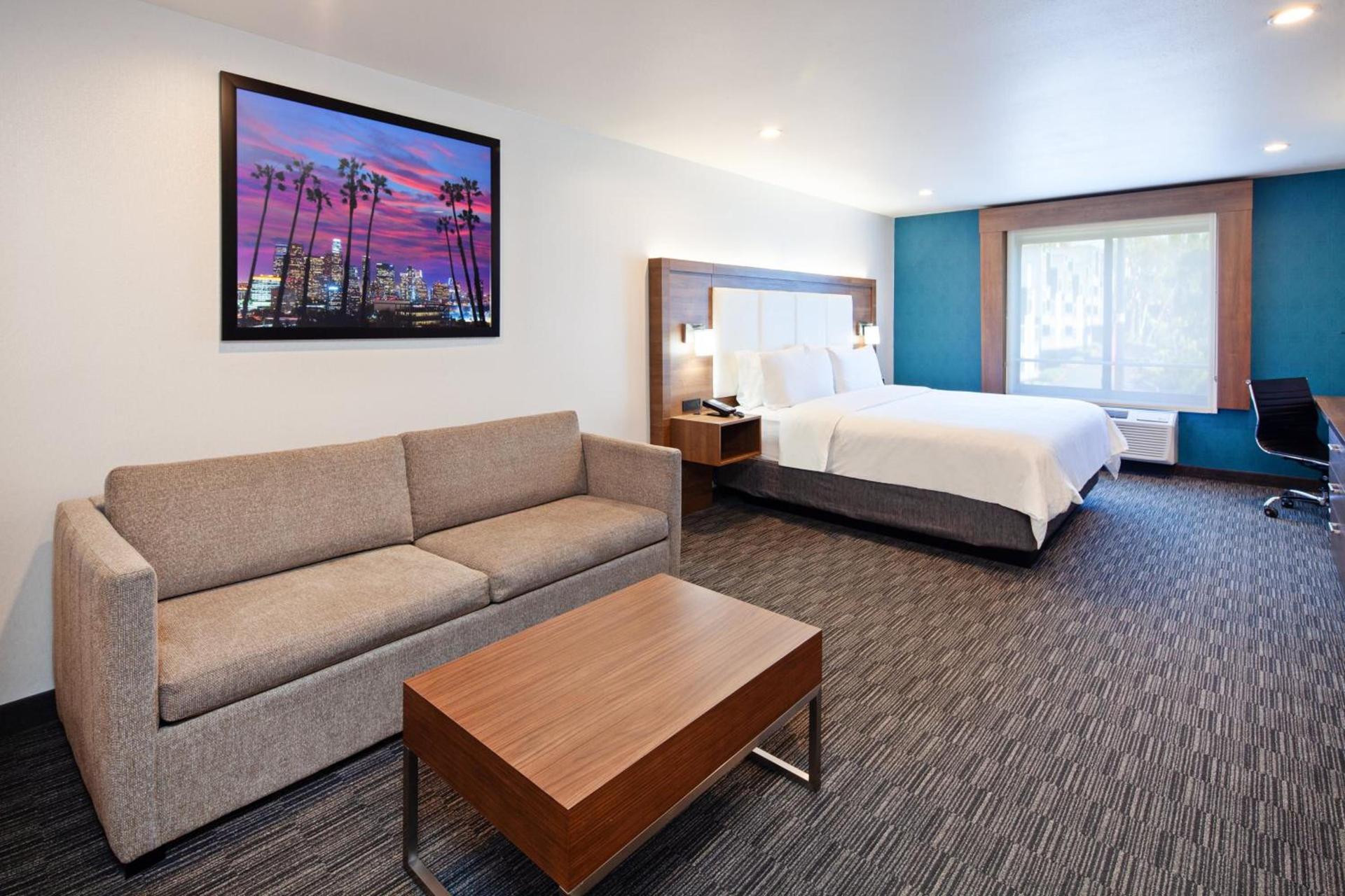 Holiday Inn Express Hollywood Walk of Fame by IHG photo 75