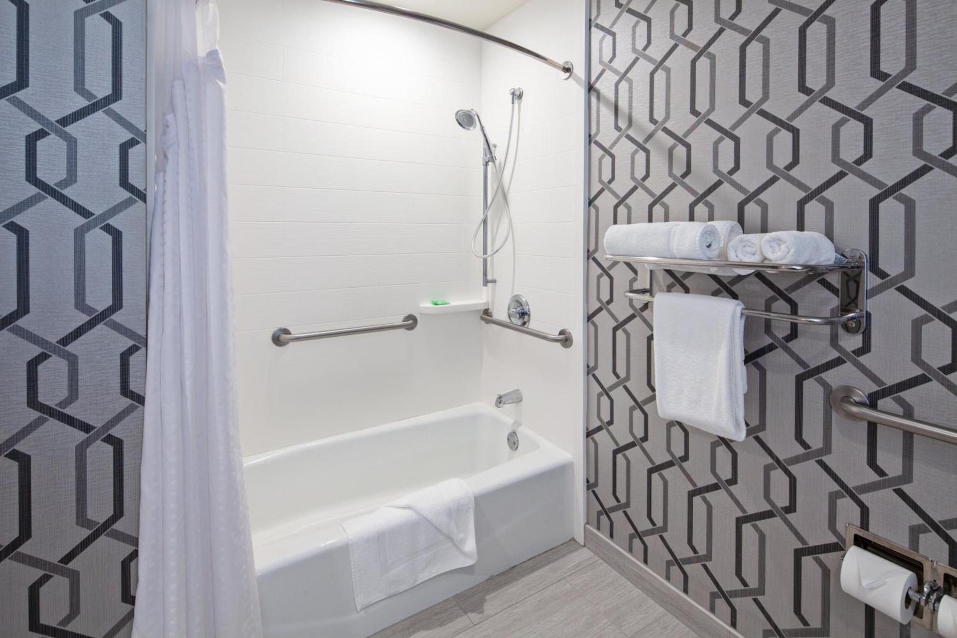 Holiday Inn Express Hollywood Walk of Fame by IHG photo 72