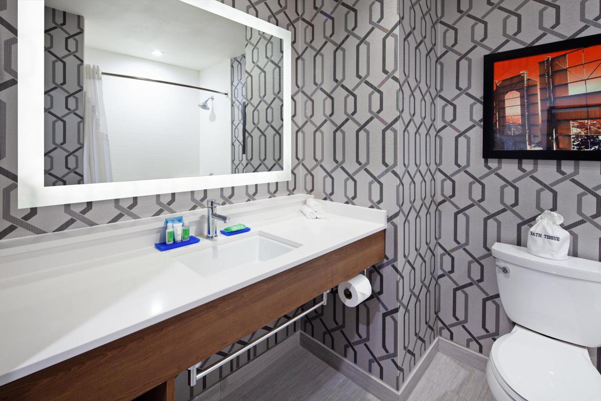 Holiday Inn Express Hollywood Walk of Fame by IHG photo 65