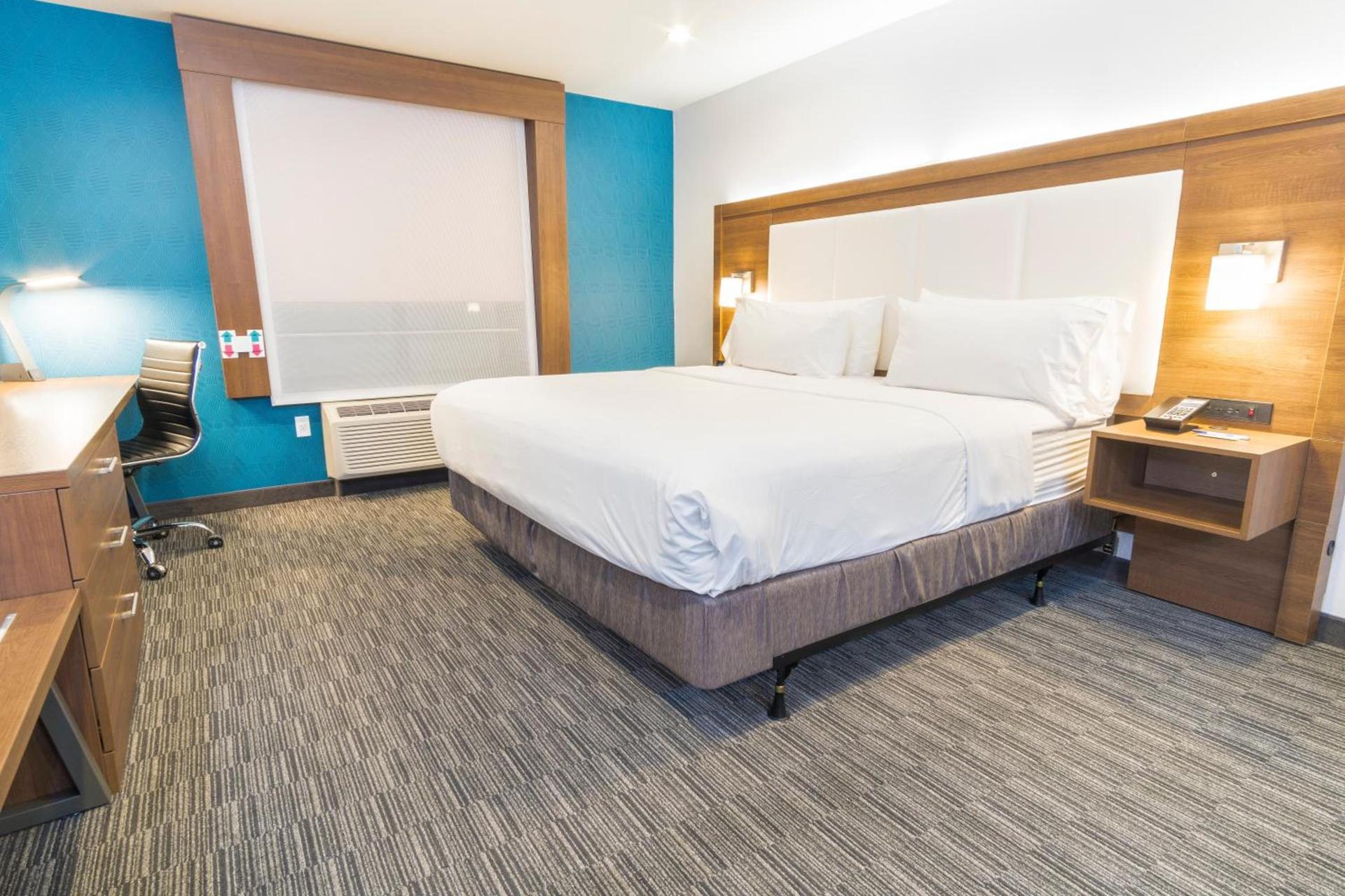 Holiday Inn Express Hollywood Walk of Fame by IHG photo 51