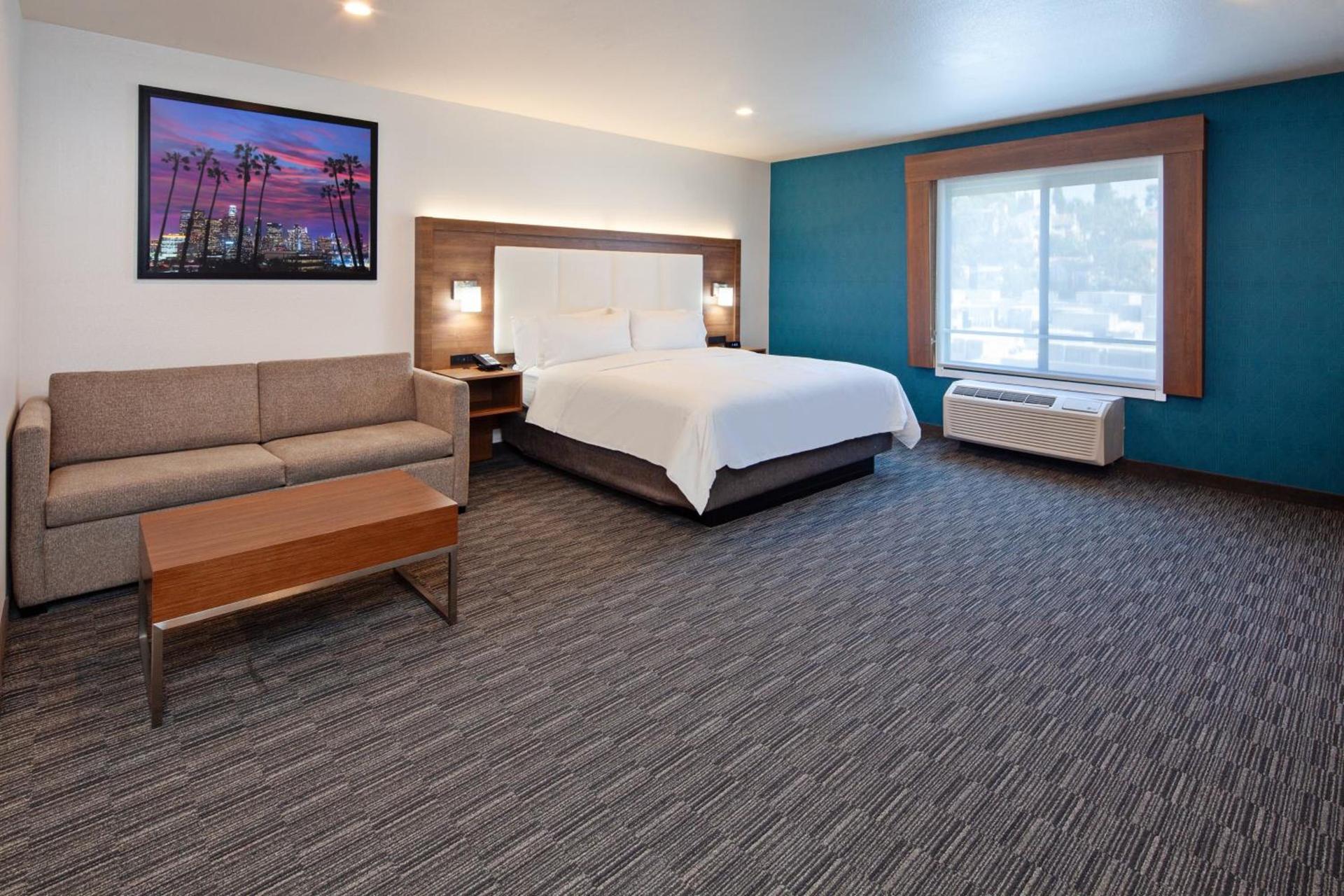 Holiday Inn Express Hollywood Walk of Fame by IHG photo 77