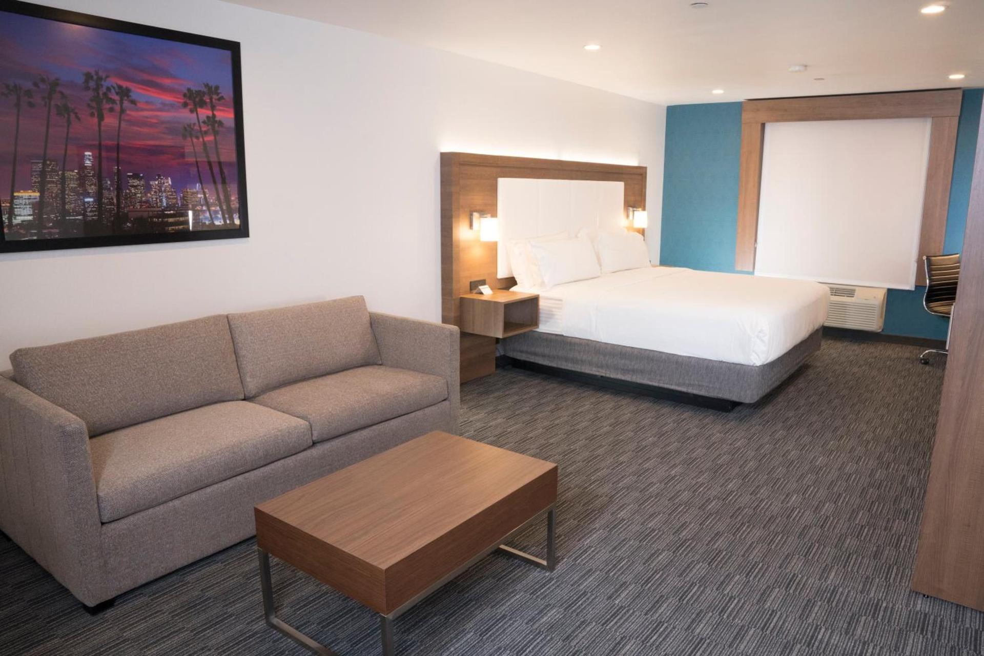 Holiday Inn Express Hollywood Walk of Fame by IHG photo 71
