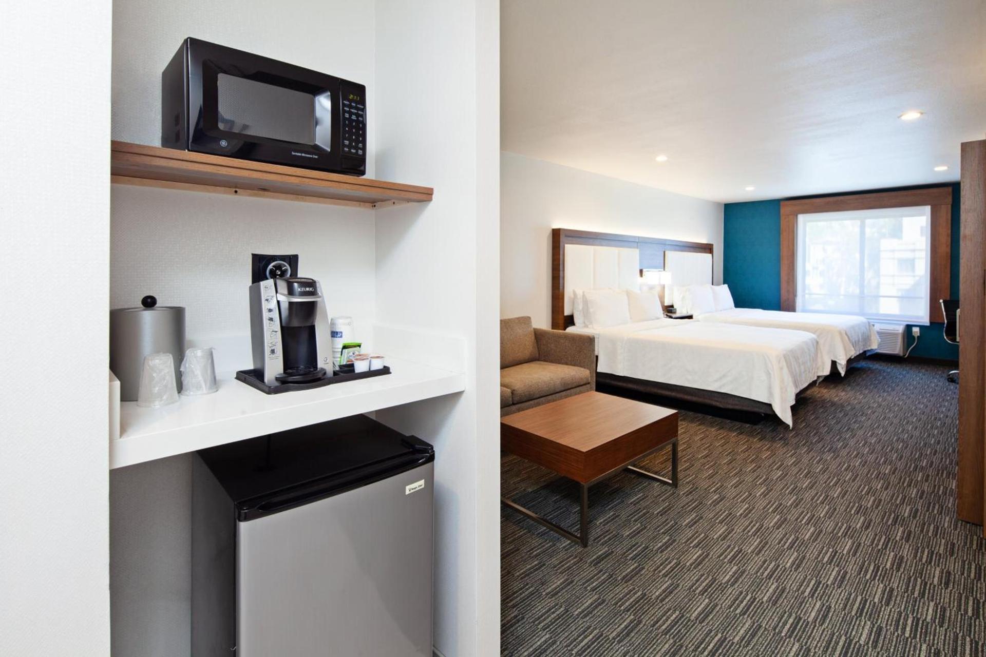 Holiday Inn Express Hollywood Walk of Fame by IHG photo 58