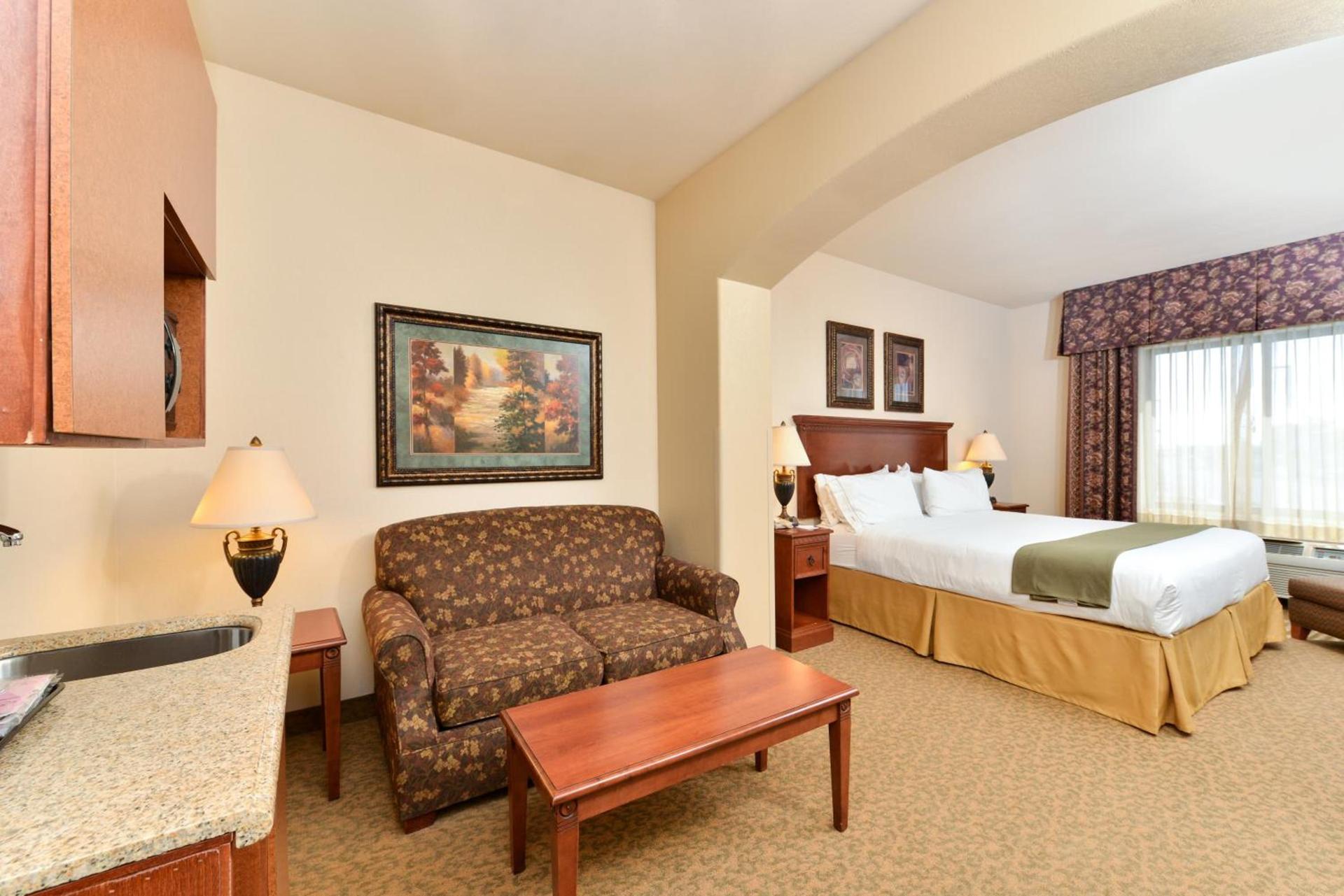 Holiday Inn Express Hotel & Suites Las Cruces by IHG photo 42